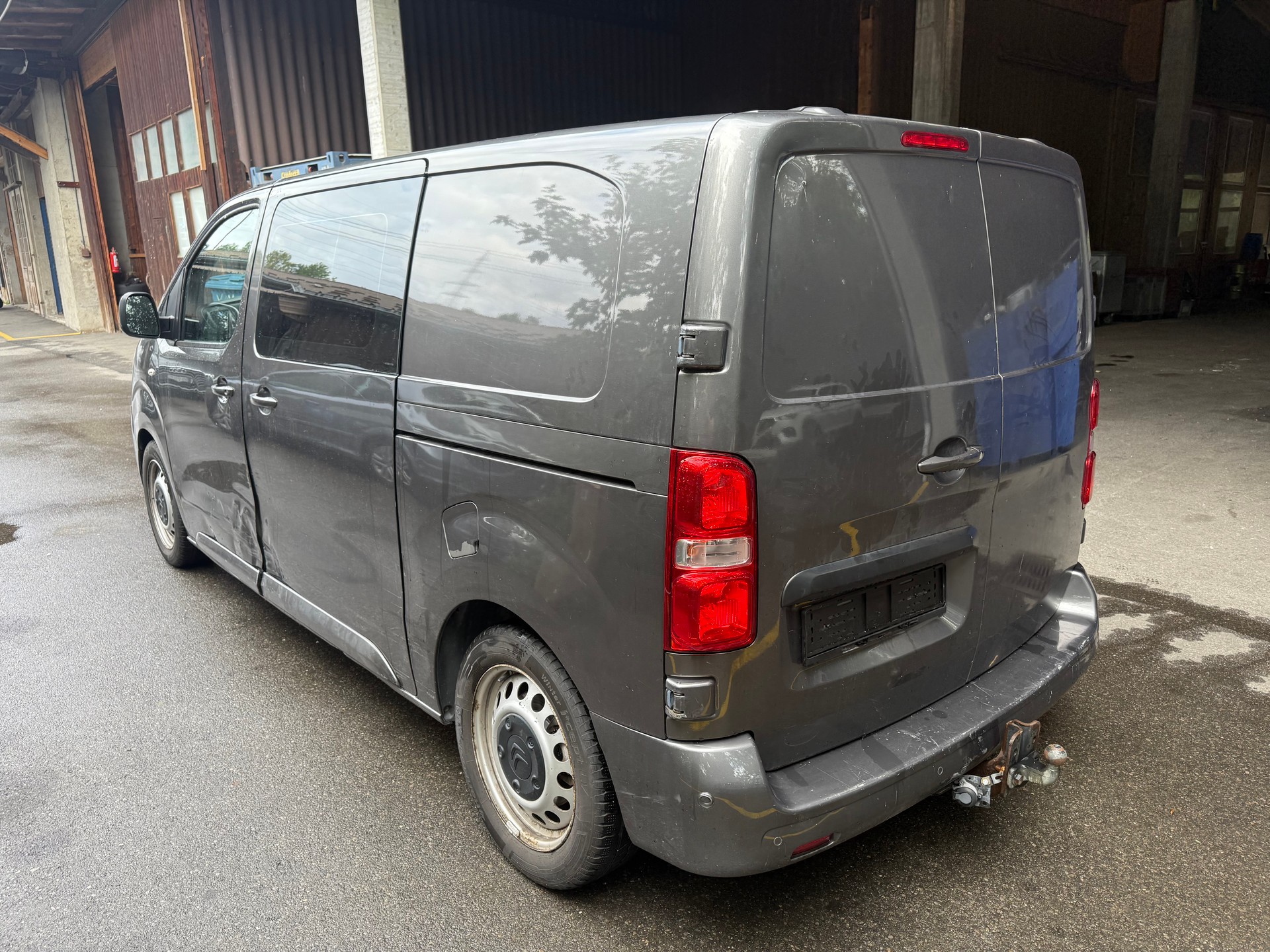CITROEN Jumpy 2.0 BlueHDi 180 S&S XL Attraction EAT6-image-4