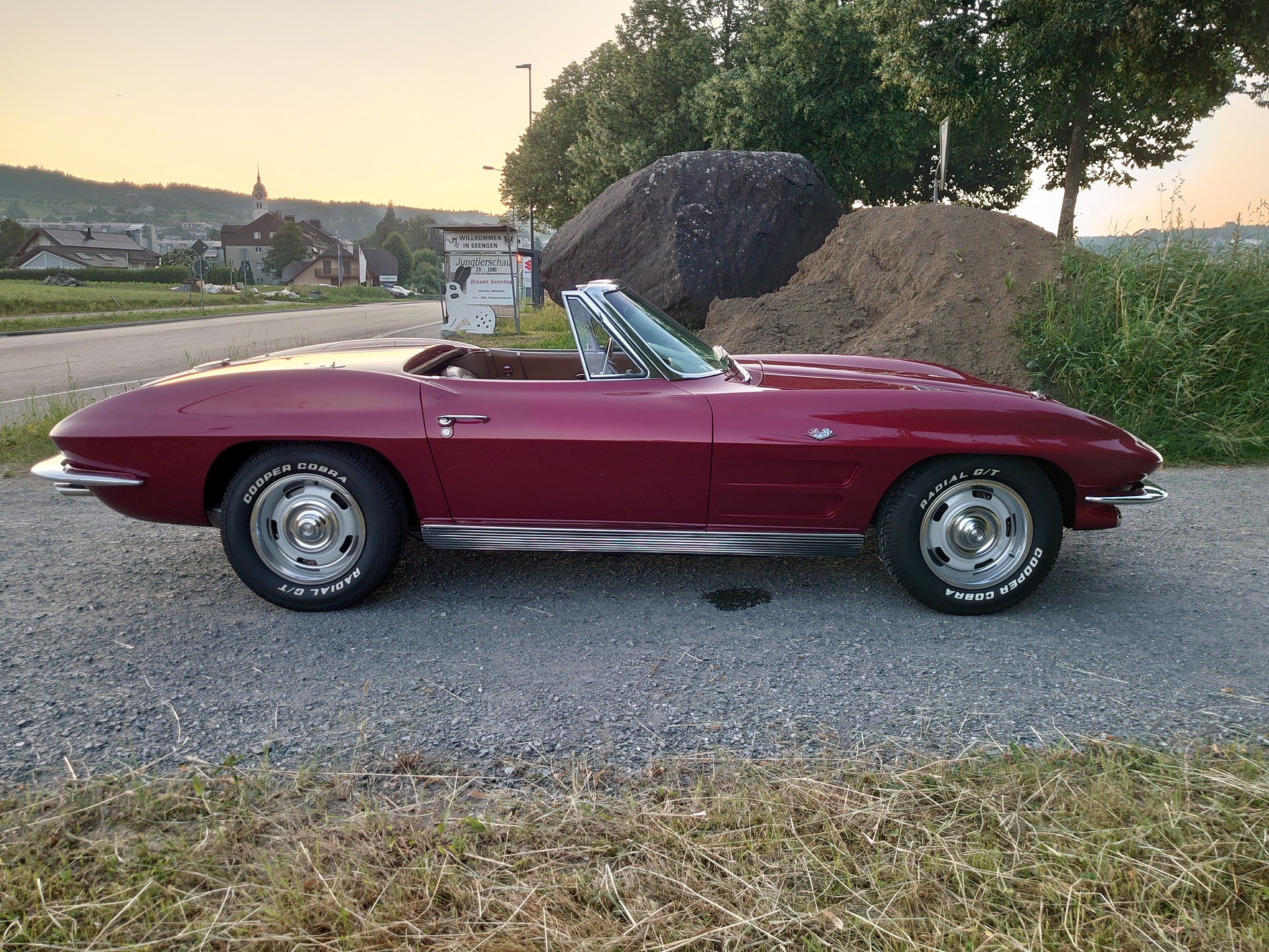 CHEVROLET Corvette Stingray-image-5