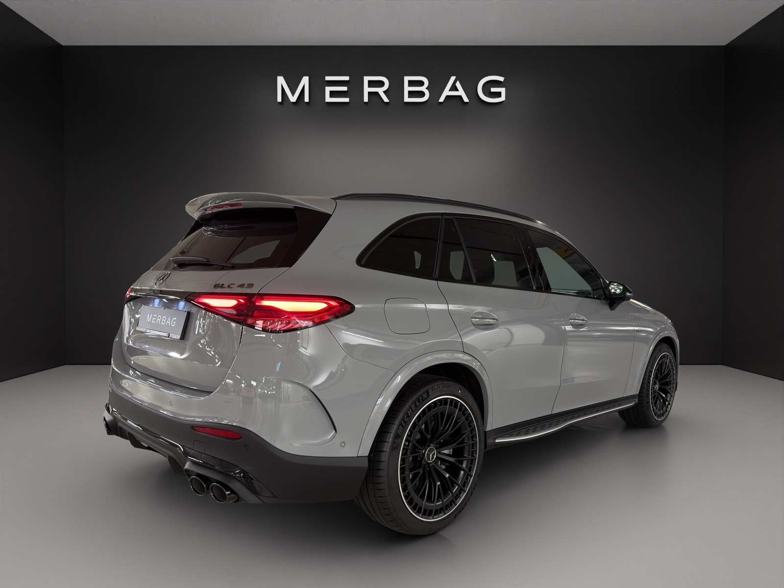 MERCEDES-BENZ GLC 43 AMG Executive Edition 4Matic 9G-Tronic-image-6