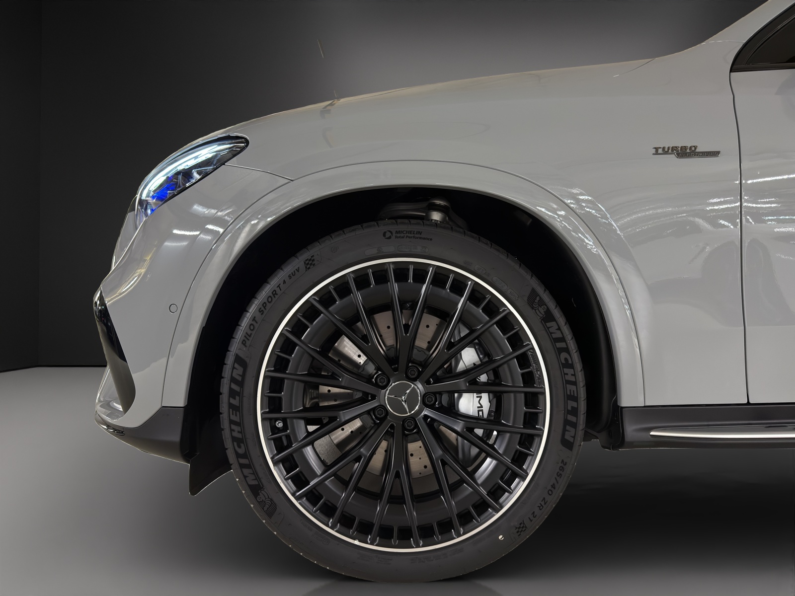 MERCEDES-BENZ GLC 43 AMG Executive Edition 4Matic 9G-Tronic-image-8
