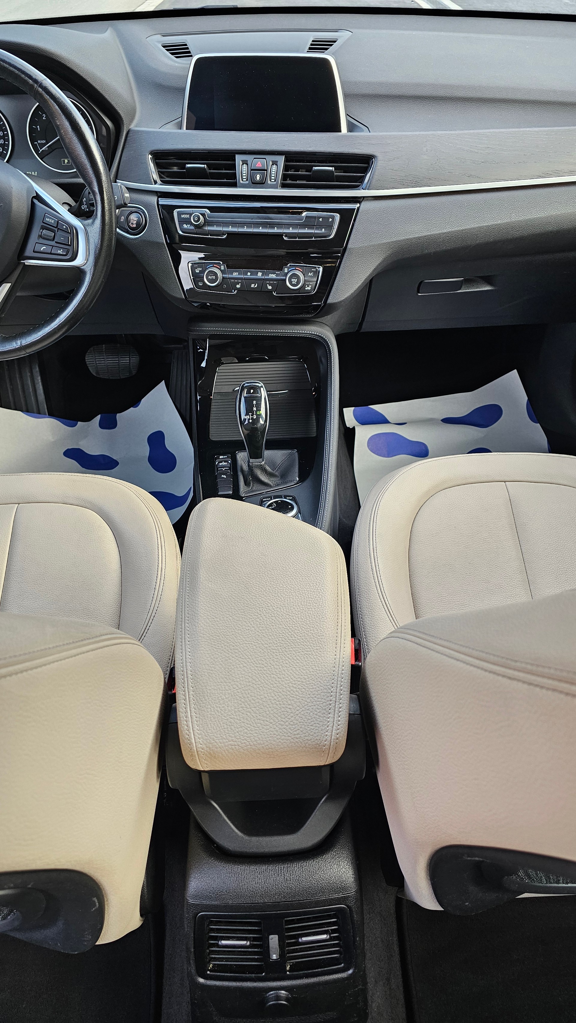 BMW X1 sDrive 18i Steptronic DSK-image-11