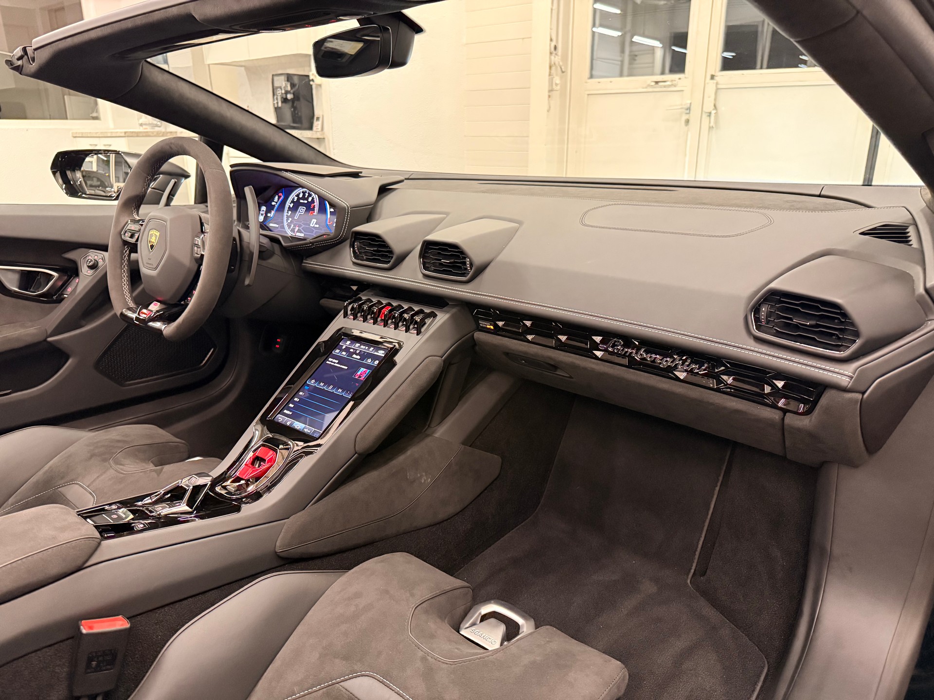 LAMBORGHINI Huracan EVO Spyder DCT-image-10