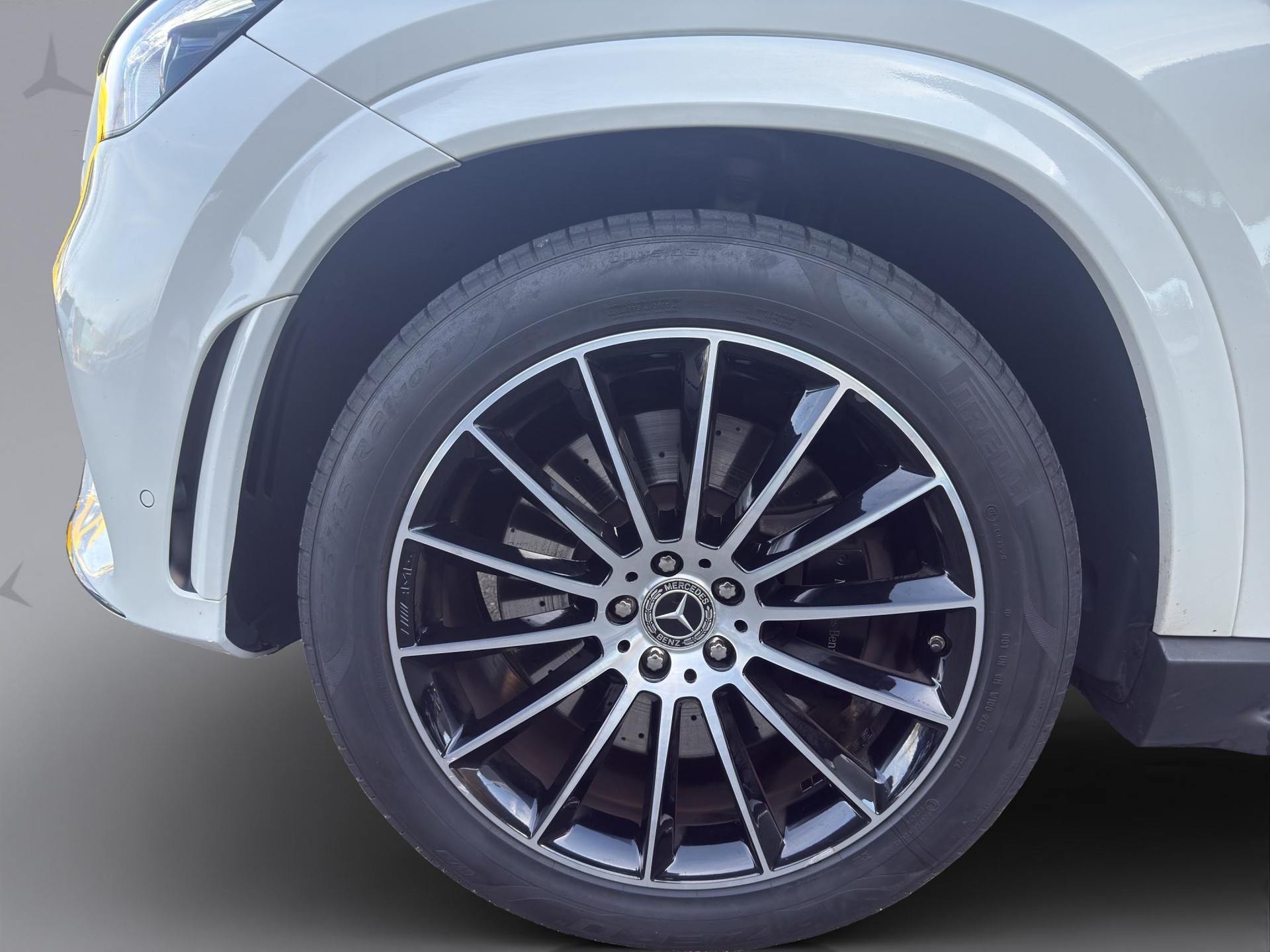 MERCEDES-BENZ GLE 450 AMG Line 4matic-showroom-element-2