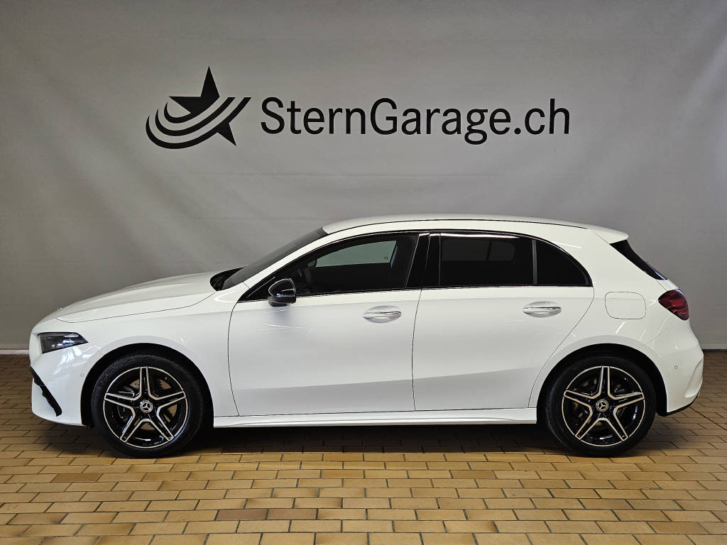 MERCEDES-BENZ A 250 e AMG Line EQ Star-showroom-element-1