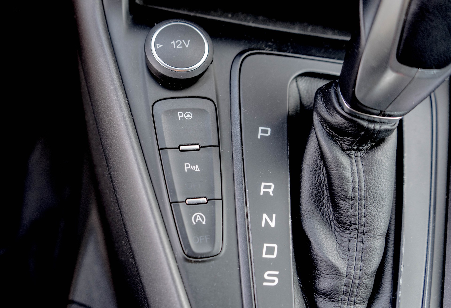 FORD Focus 1.5 SCTi ST Line Automatic-image-22
