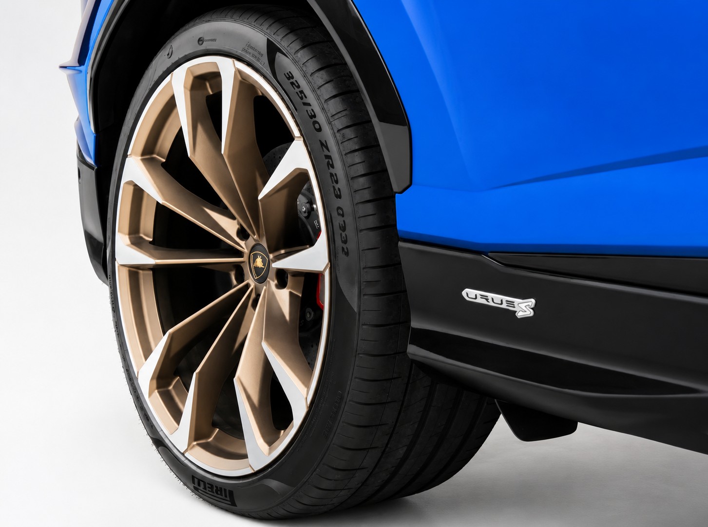 LAMBORGHINI Urus 4.0 S 60 years anniversary-image-22
