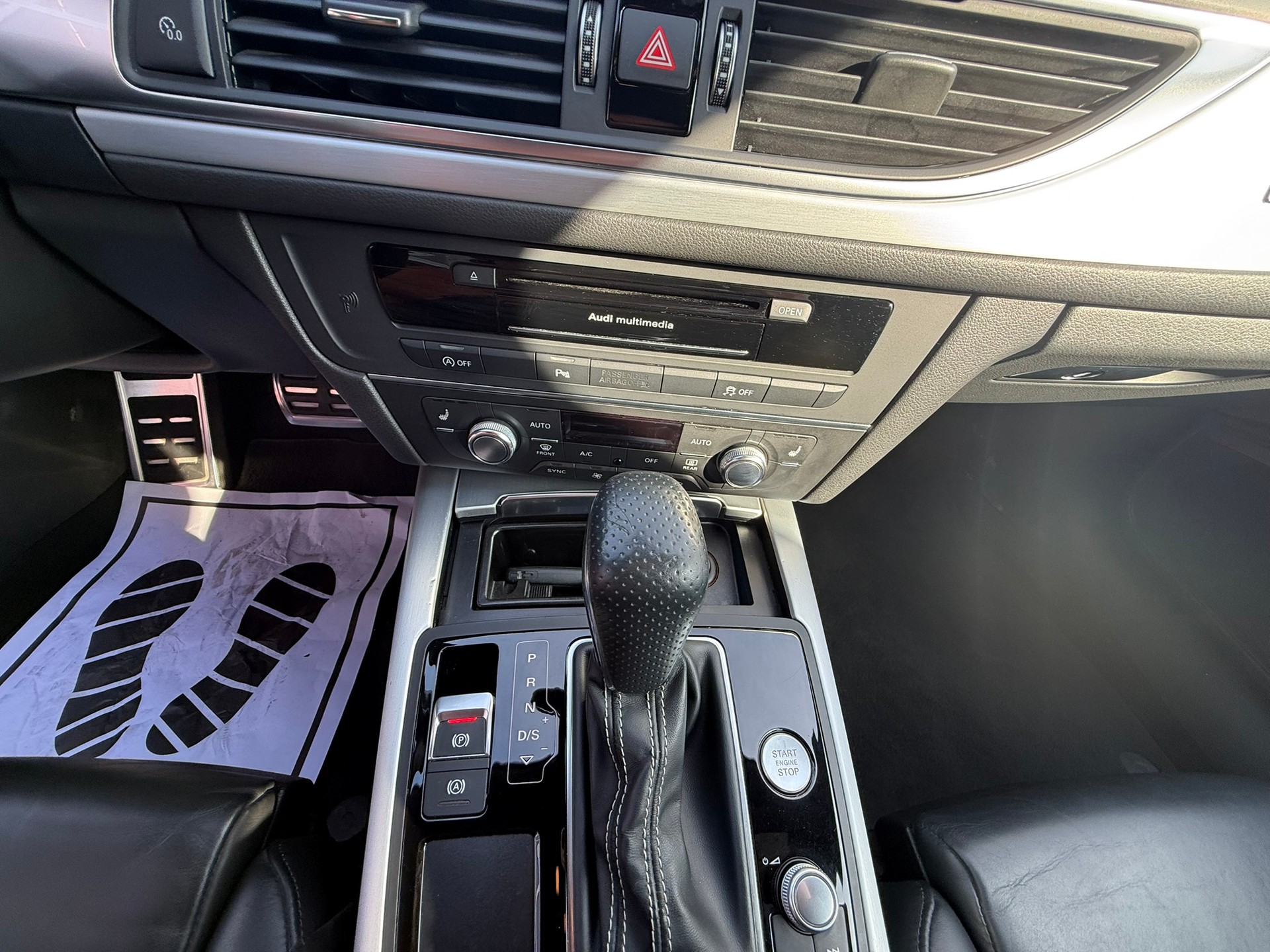 AUDI A6 Limousine 3.0 BiTDI V6 quattro competition tiptronic-image-14