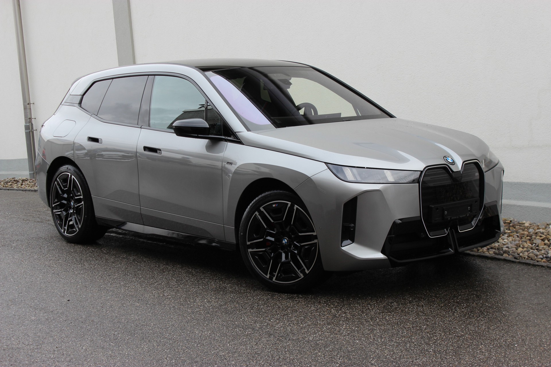 BMW iX M70 xDrive *0.9%-LEASINGAKTION* 🏖️JUNI-ANGEBOT🏖️