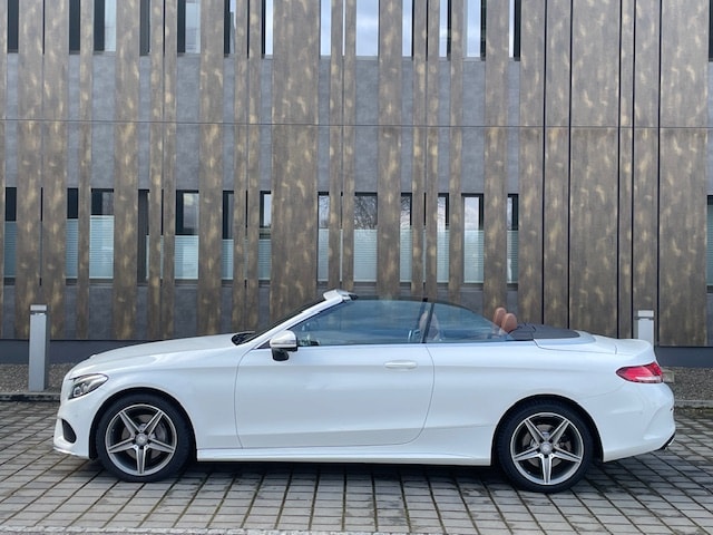 MERCEDES-BENZ C 200 Cabriolet AMG Line 4Matic 9G-Tronic-image-4