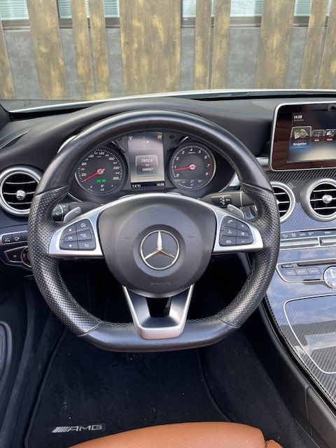 MERCEDES-BENZ C 200 Cabriolet AMG Line 4Matic 9G-Tronic-image-14