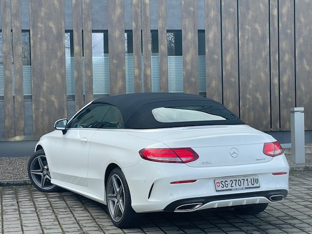 MERCEDES-BENZ C 200 Cabriolet AMG Line 4Matic 9G-Tronic-image-11