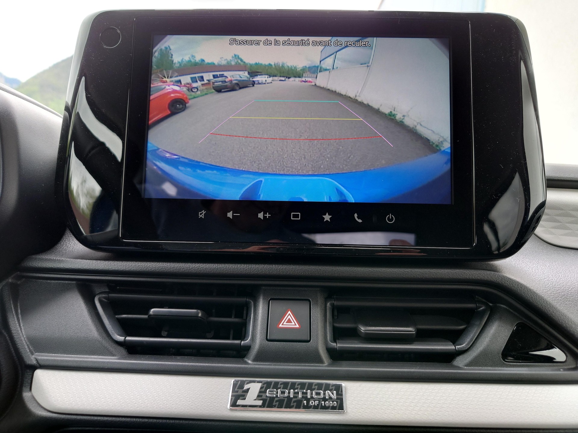 SUZUKI Swift 1.2 1st Edition Hybrid 4x4-image-7