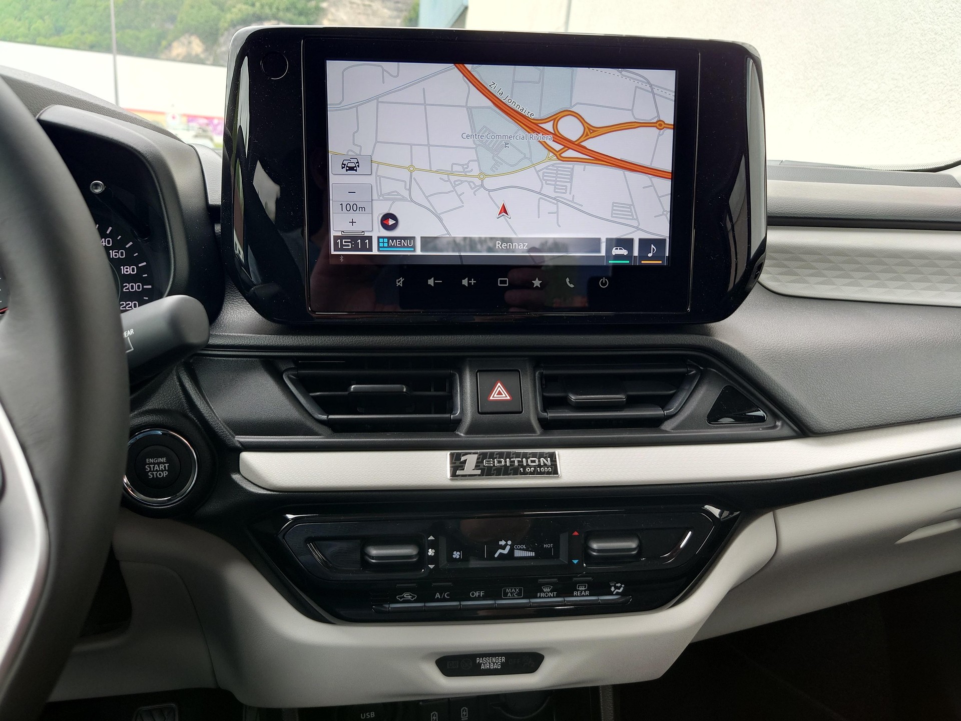 SUZUKI Swift 1.2 1st Edition Hybrid 4x4-image-9