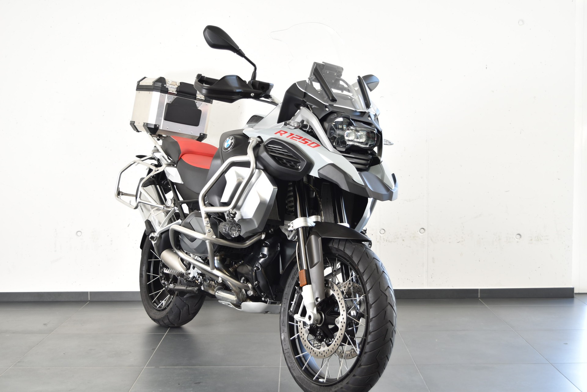 BMW R 1250 GS ADVENTURE-image-2