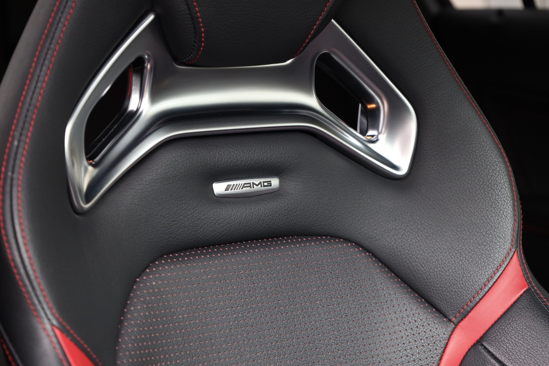 MERCEDES-BENZ A 45 AMG 4Matic Speedshift 7G-DCT-image-16