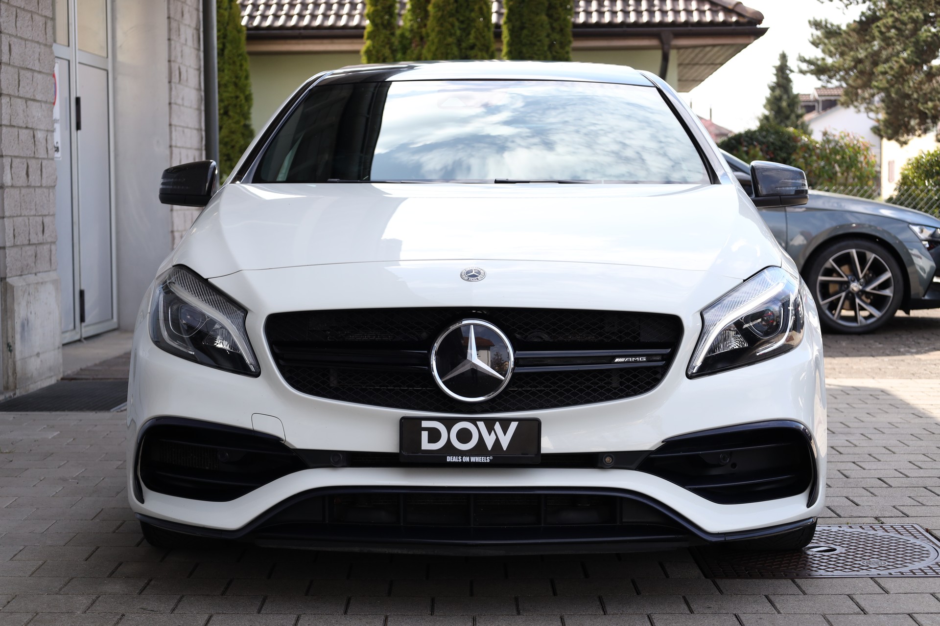 MERCEDES-BENZ A 45 AMG 4Matic Speedshift 7G-DCT-image-4