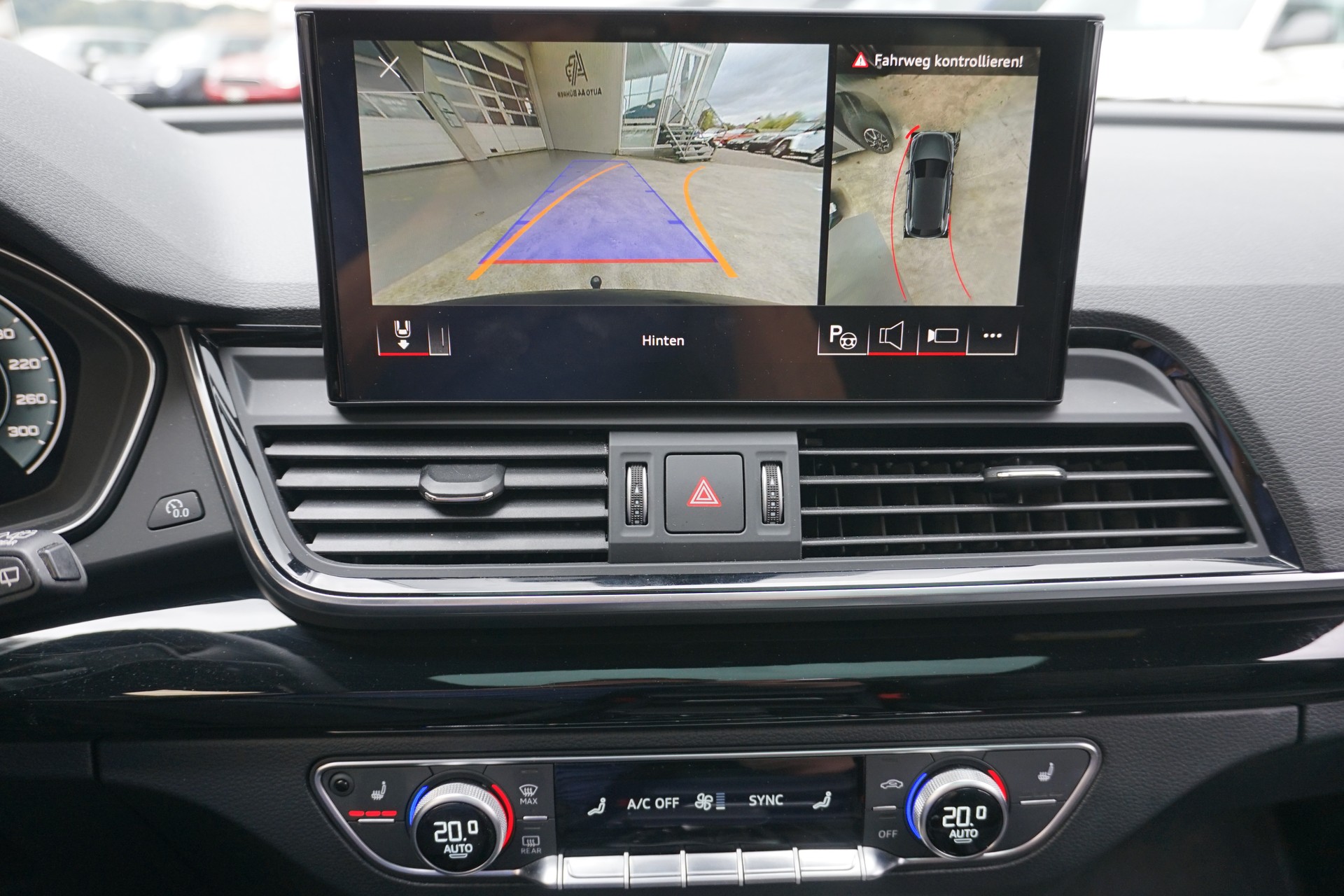 AUDI Q5 40 TDI Black Editition 2,0 TDi quattro 204 PS CH-Auto mit Gratisservice!!-image-21