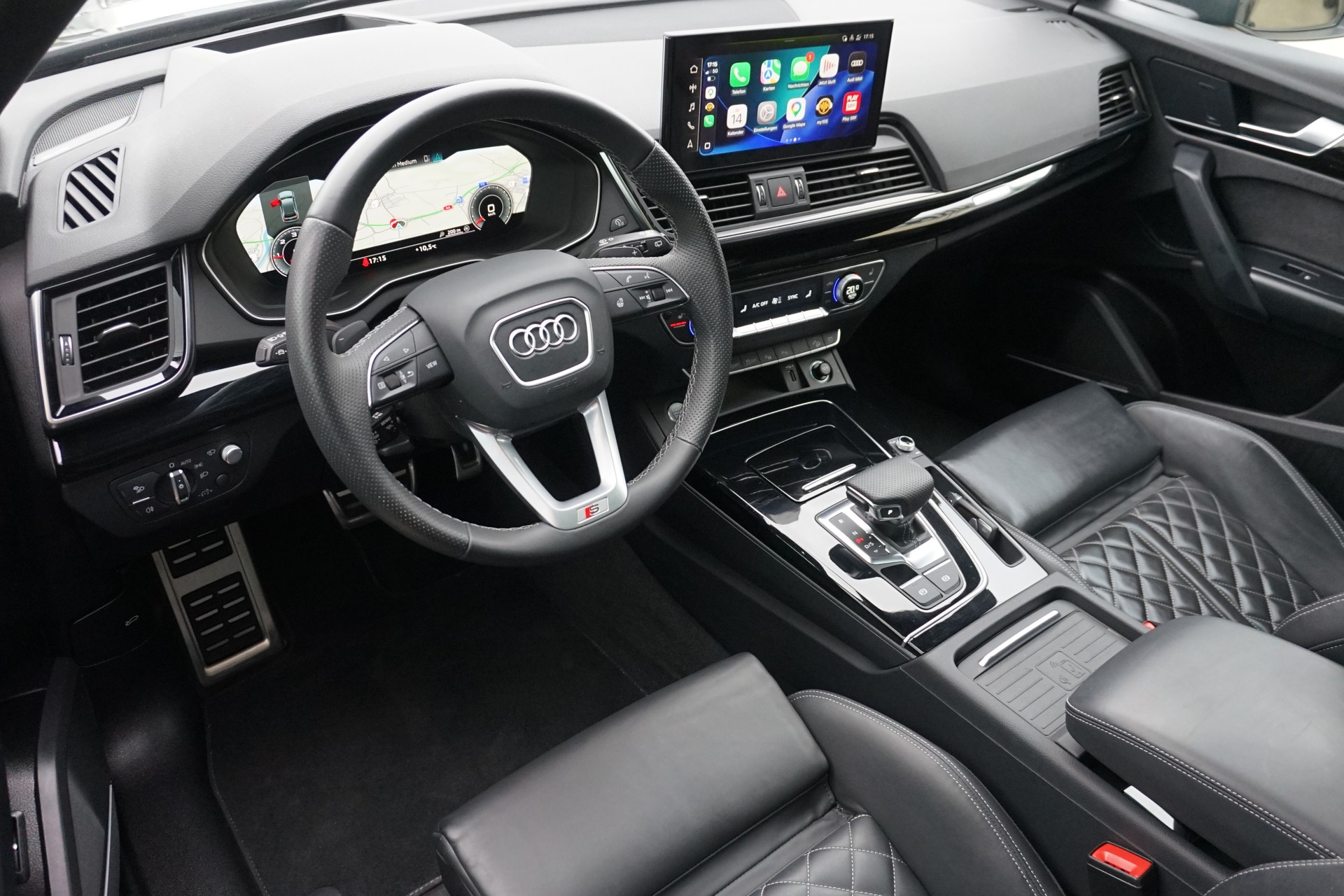 AUDI Q5 40 TDI Black Editition 2,0 TDi quattro 204 PS CH-Auto mit Gratisservice!!-image-14