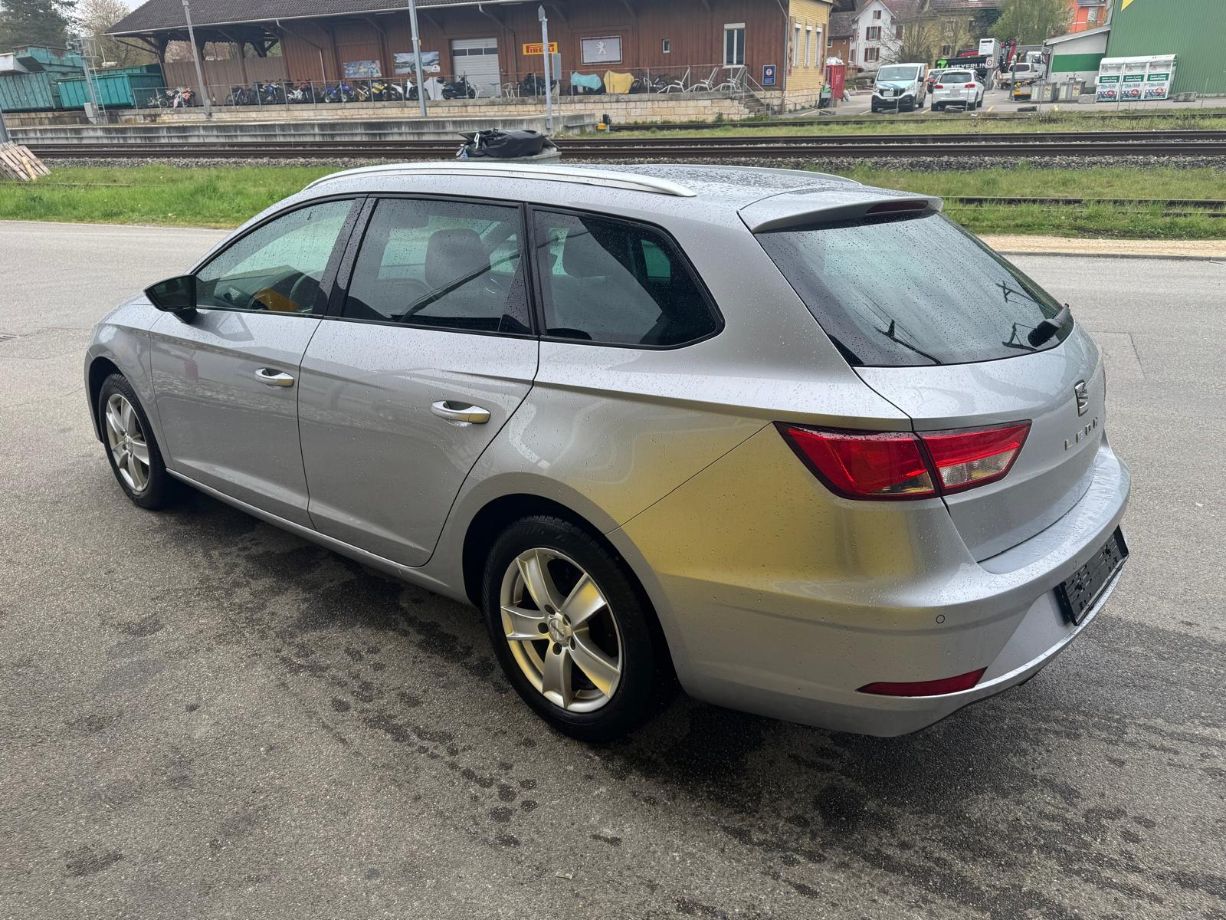 SEAT LEON-image-5