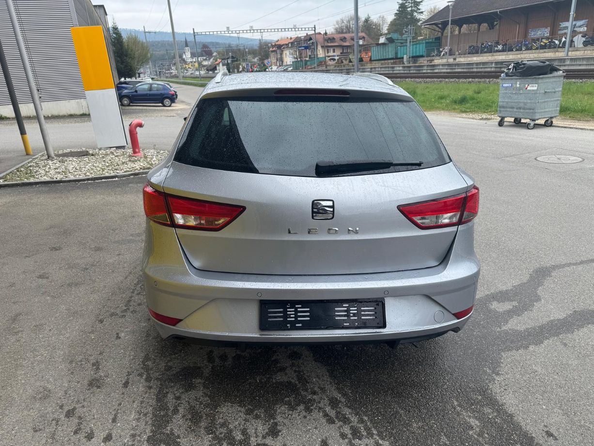 SEAT LEON-image-6