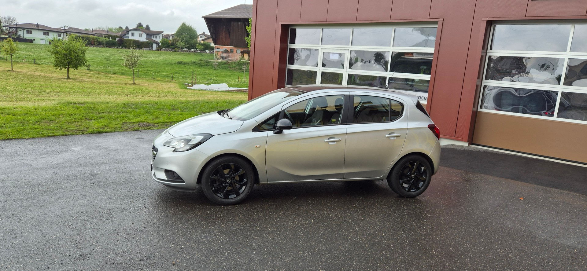 OPEL Corsa 1.4 EcoTec 120 Years Edition-image-1