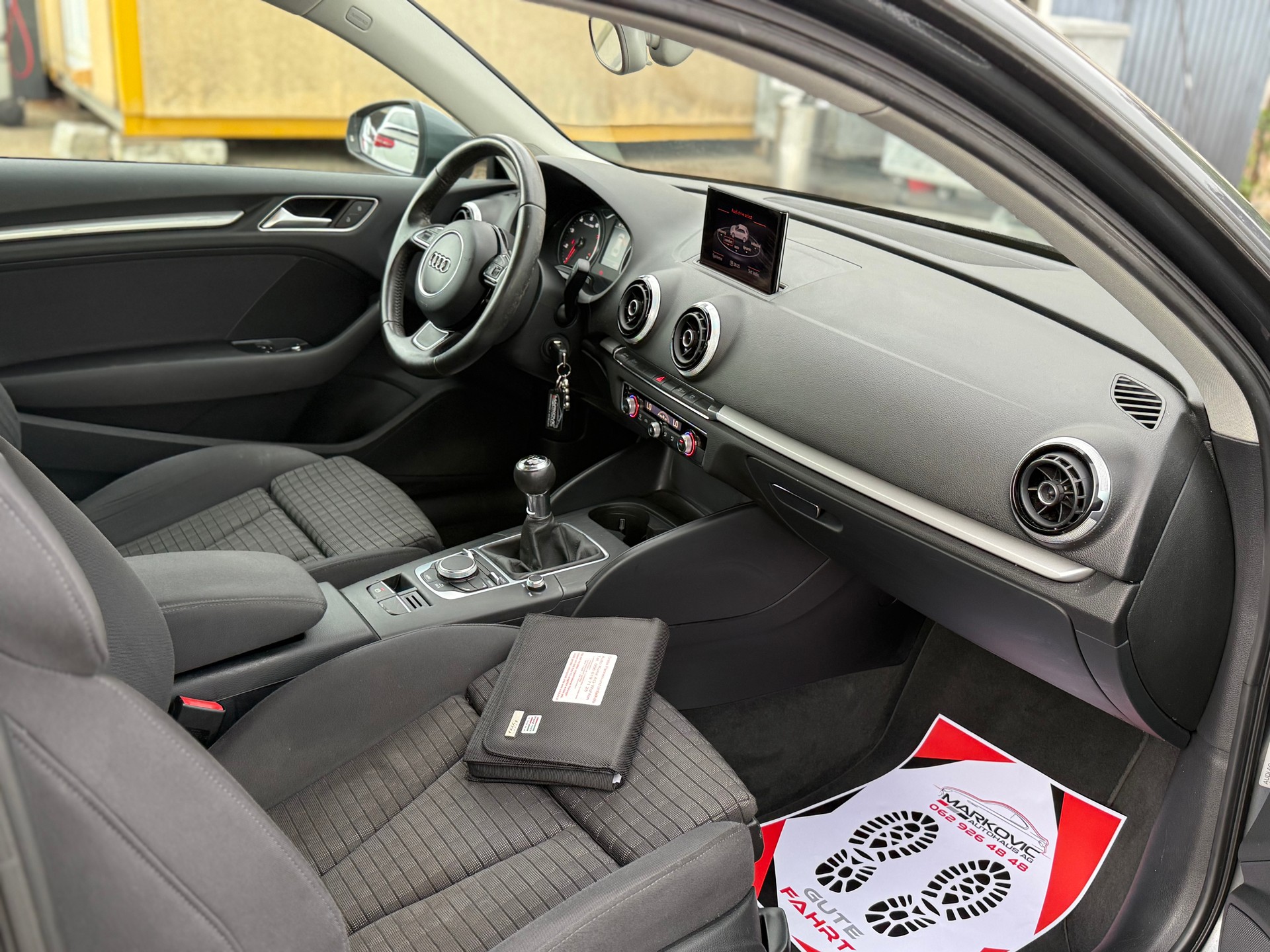 AUDI A3 1.4 TFSI Ambiente-image-11