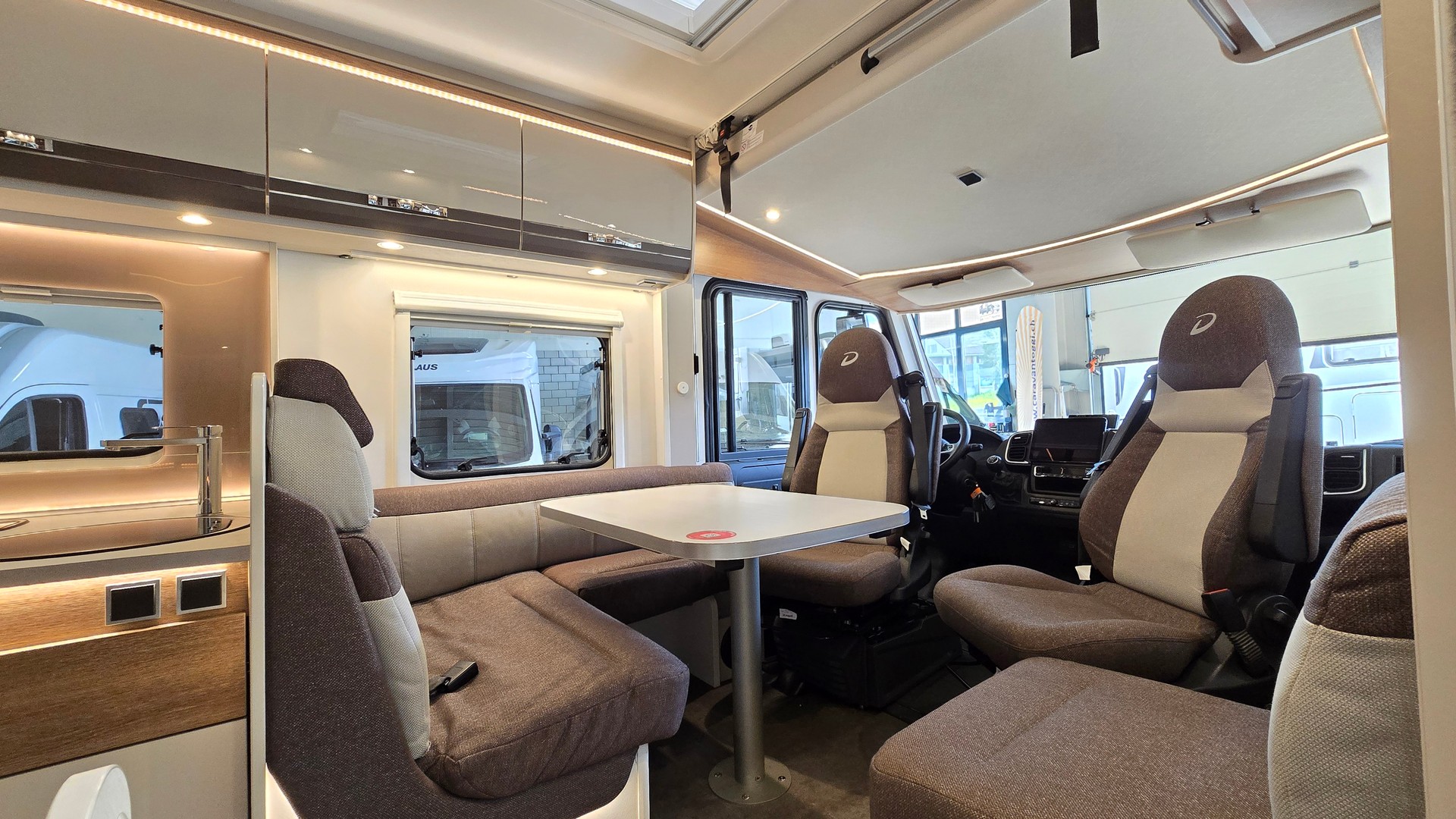 DETHLEFFS Trend I 7057 EB, Fiat Ducato 2.2MJT 140PS-image-7