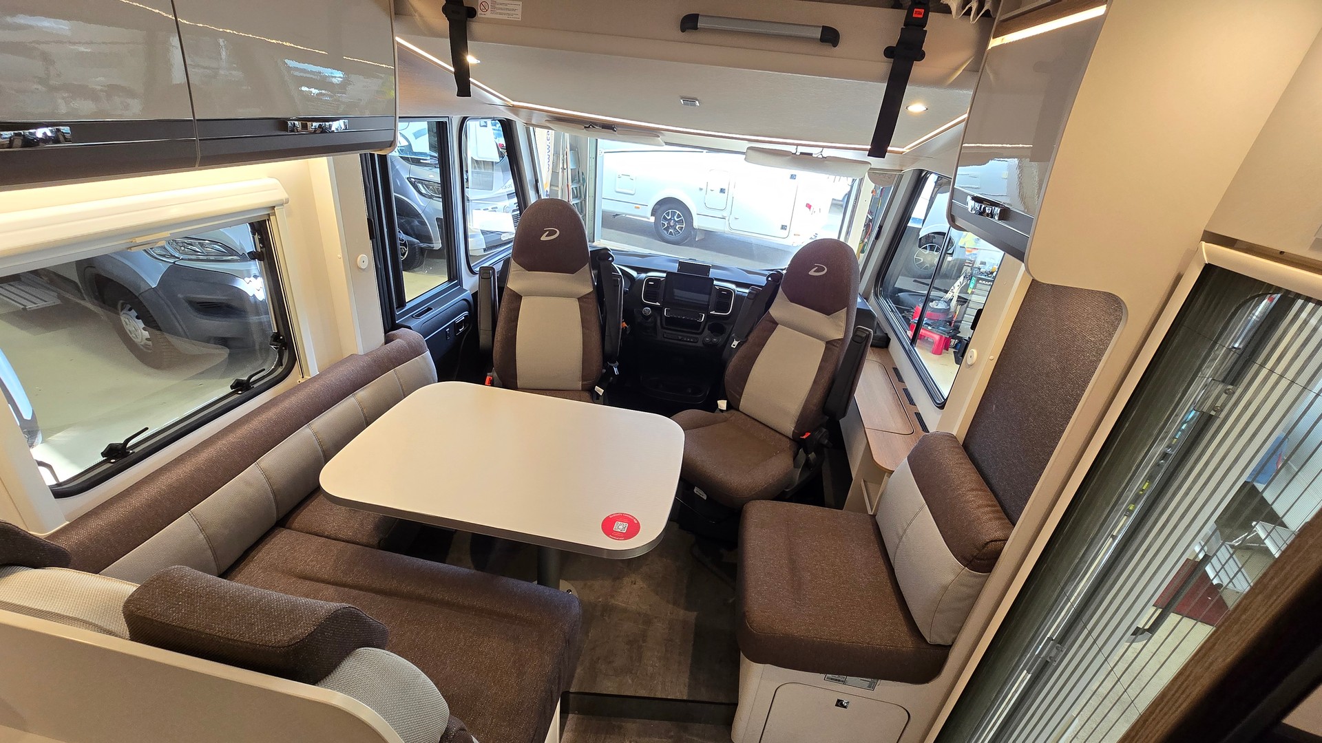 DETHLEFFS Trend I 7057 EB, Fiat Ducato 2.2MJT 140PS-image-10