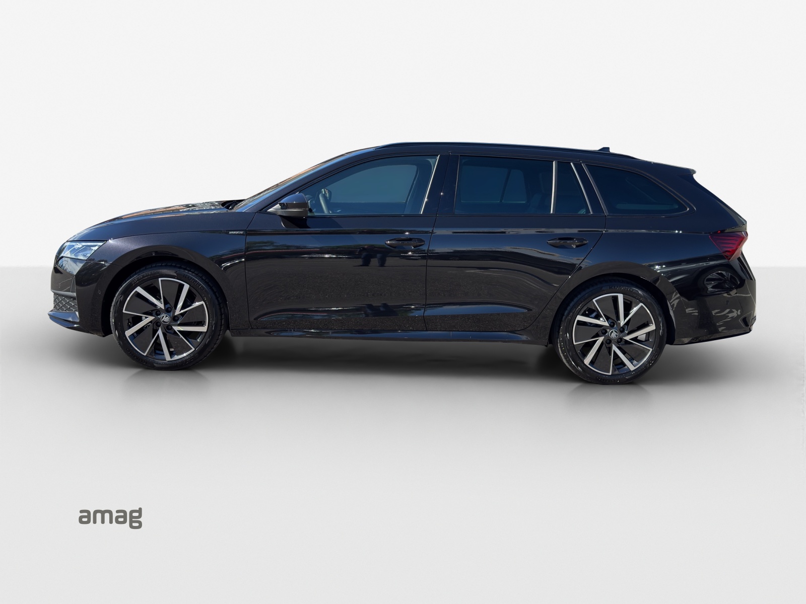 SKODA Octavia Combi 2.0 TSI DSG Dynamic 4x4-showroom-element-1