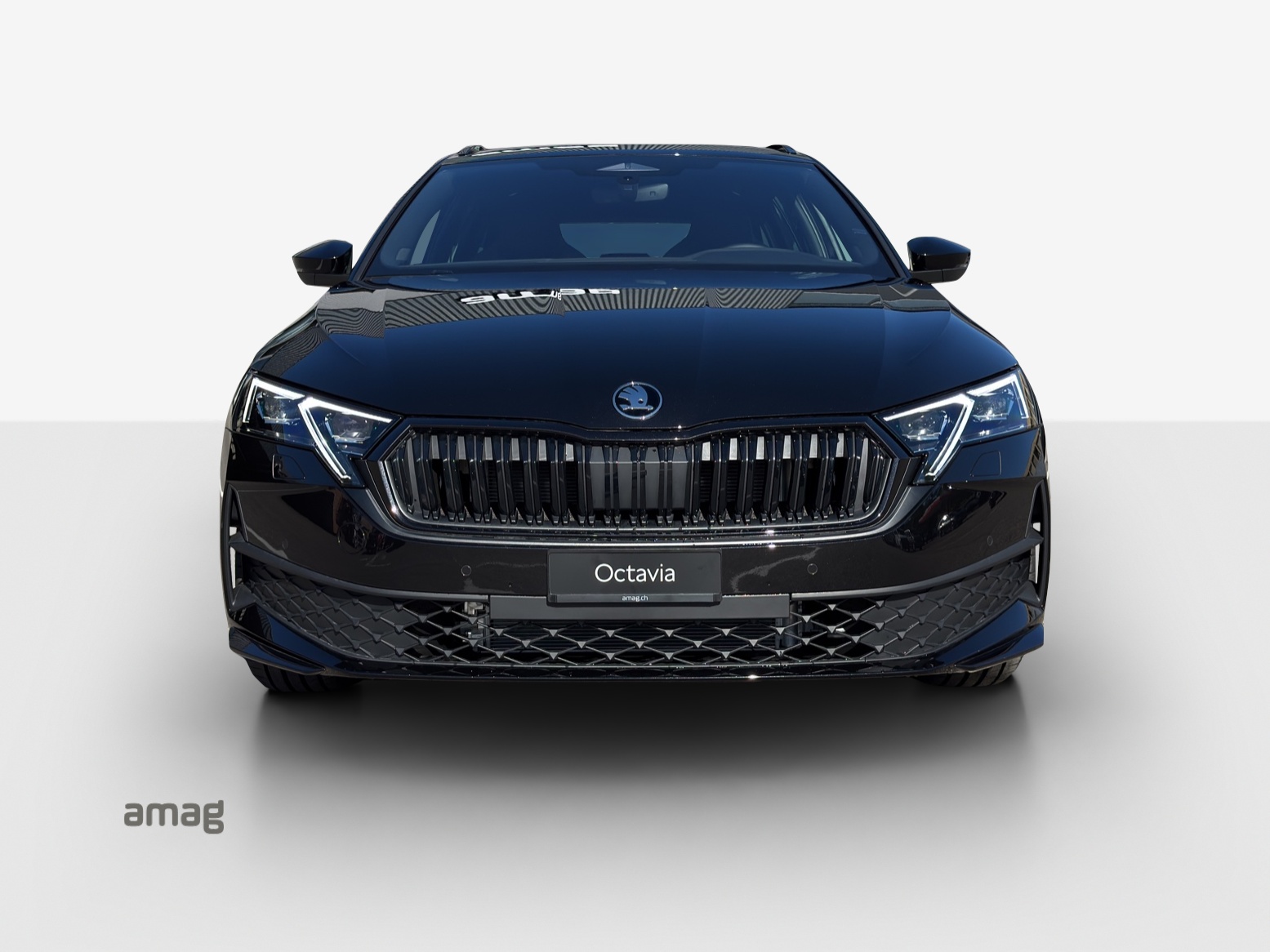 SKODA Octavia Combi 2.0 TSI DSG Dynamic 4x4-image-6