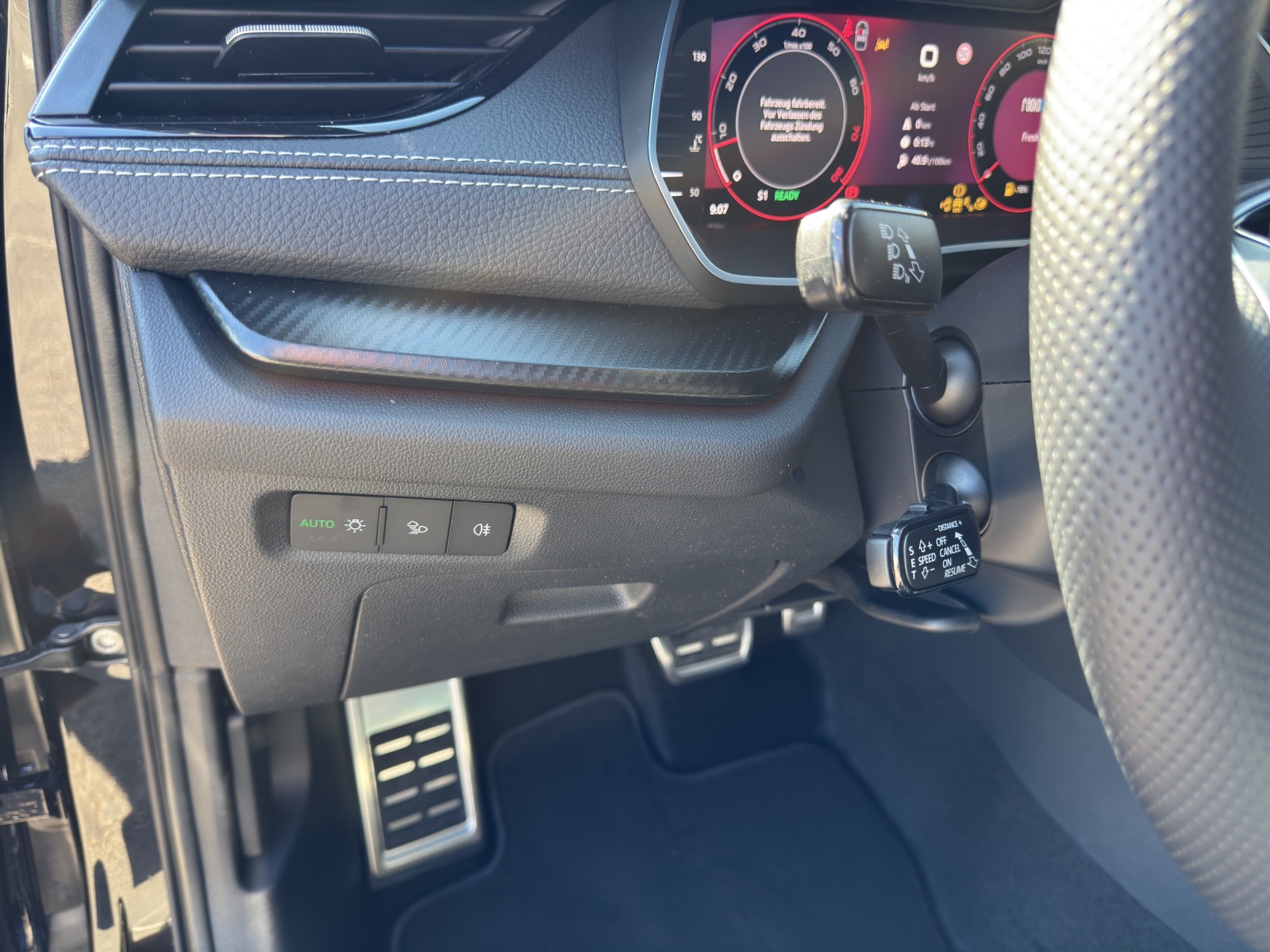 SKODA Octavia Combi 2.0 TSI DSG Dynamic 4x4-image-14