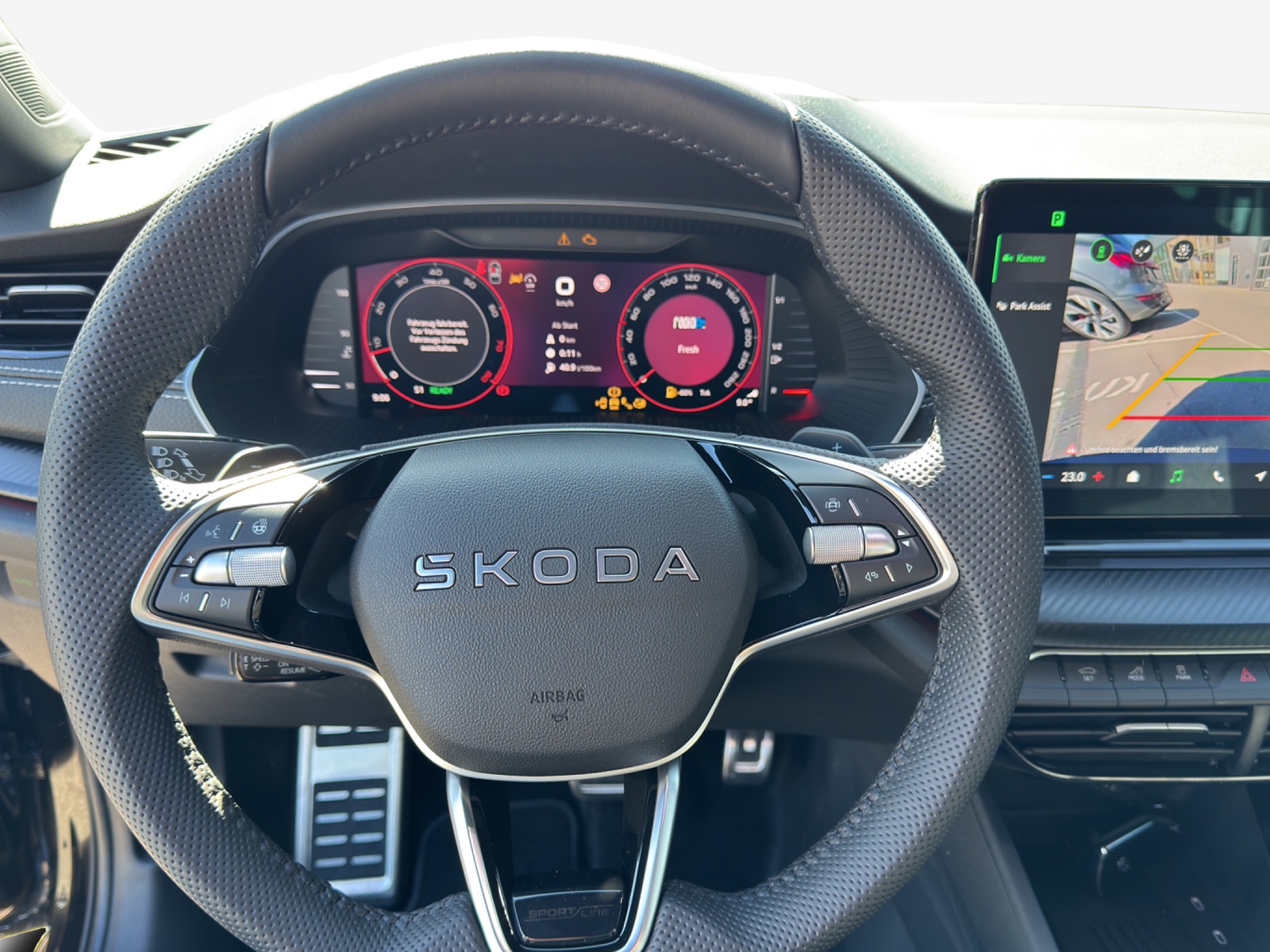 SKODA Octavia Combi 2.0 TSI DSG Dynamic 4x4-image-9