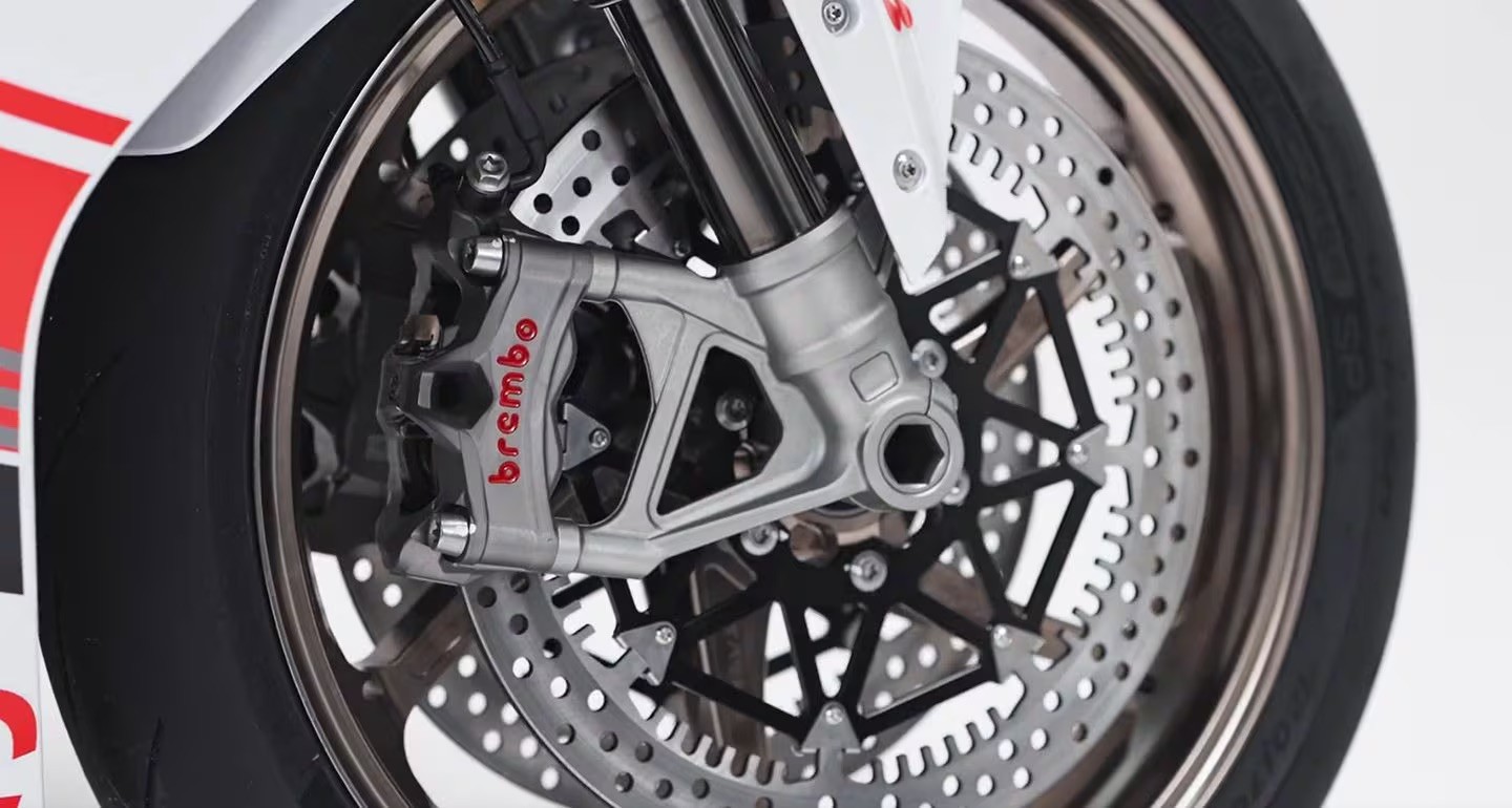 ZXMOTO 820 RR-R-showroom-element-2
