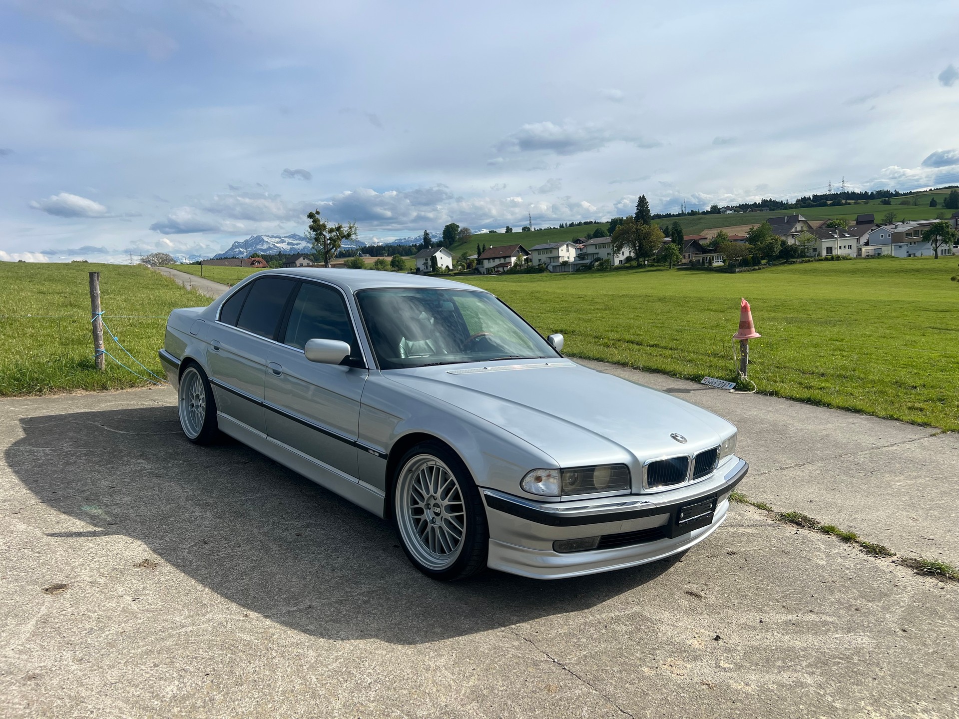 BMW 740i V8 ABS dAiB-image-1