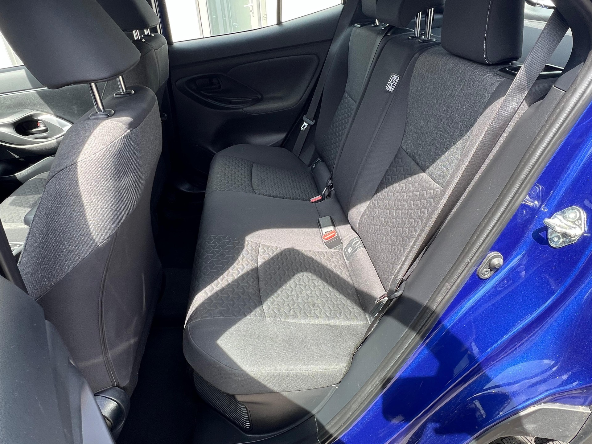 TOYOTA Yaris Cross 1.5 VVT-i HSD Trend AWD-i-image-11