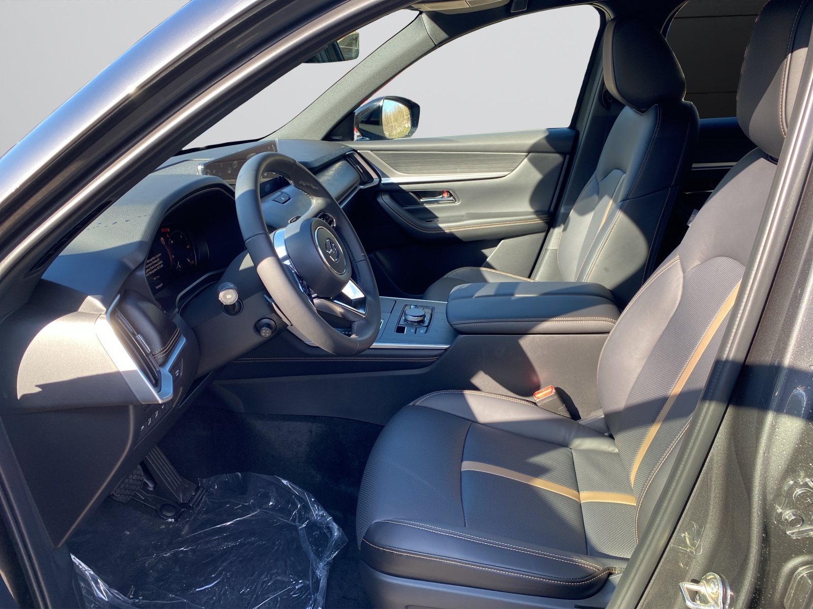 MAZDA CX-60 e-Skyactiv PHEV 327 AWD Homura-image-4