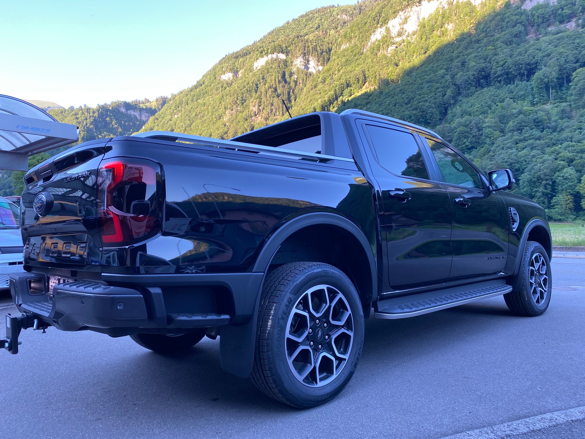 FORD Ranger Wildtrak 3.0 Eco Blue e-4WD Automat-image-11