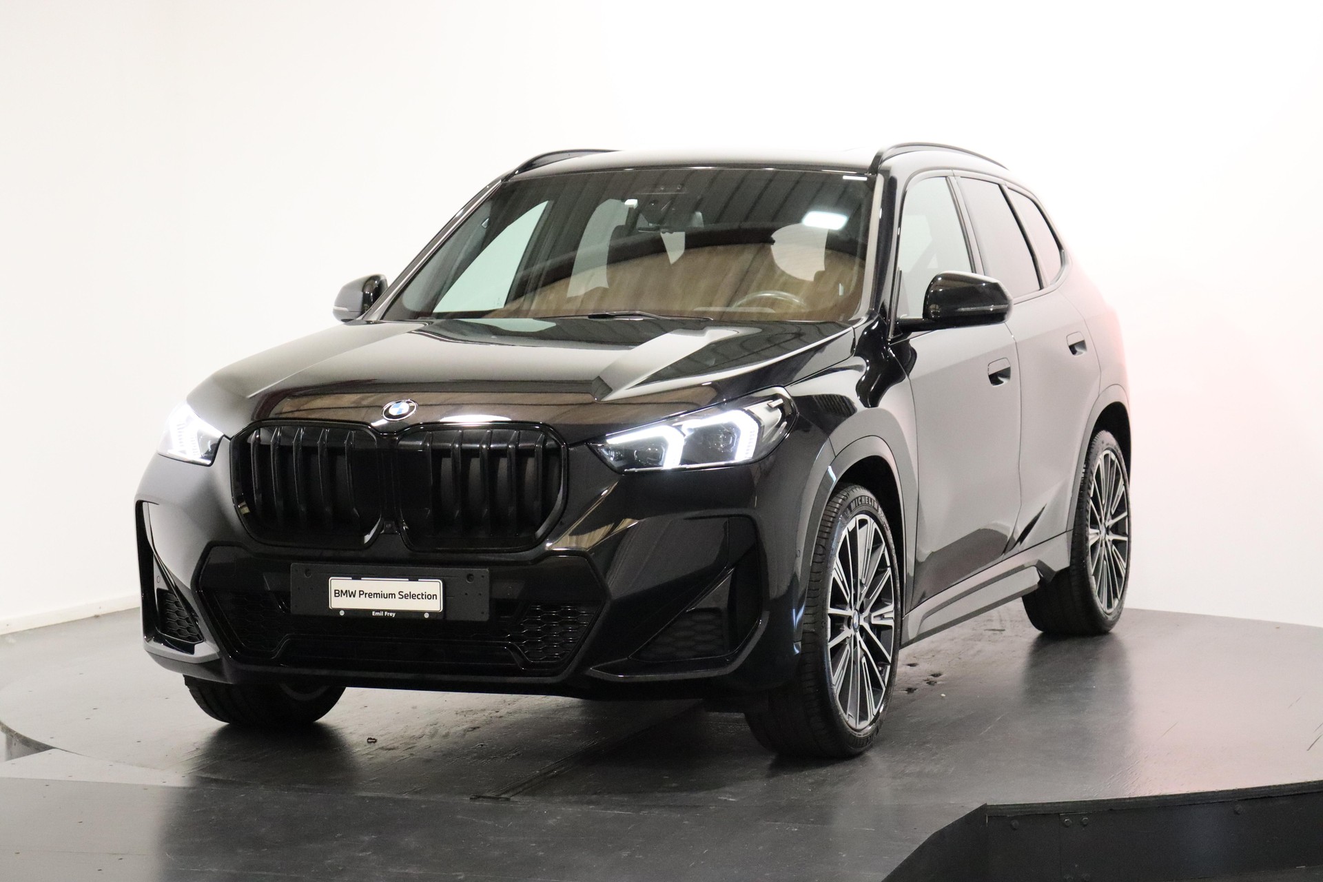 BMW X1 20i sDrive paddles