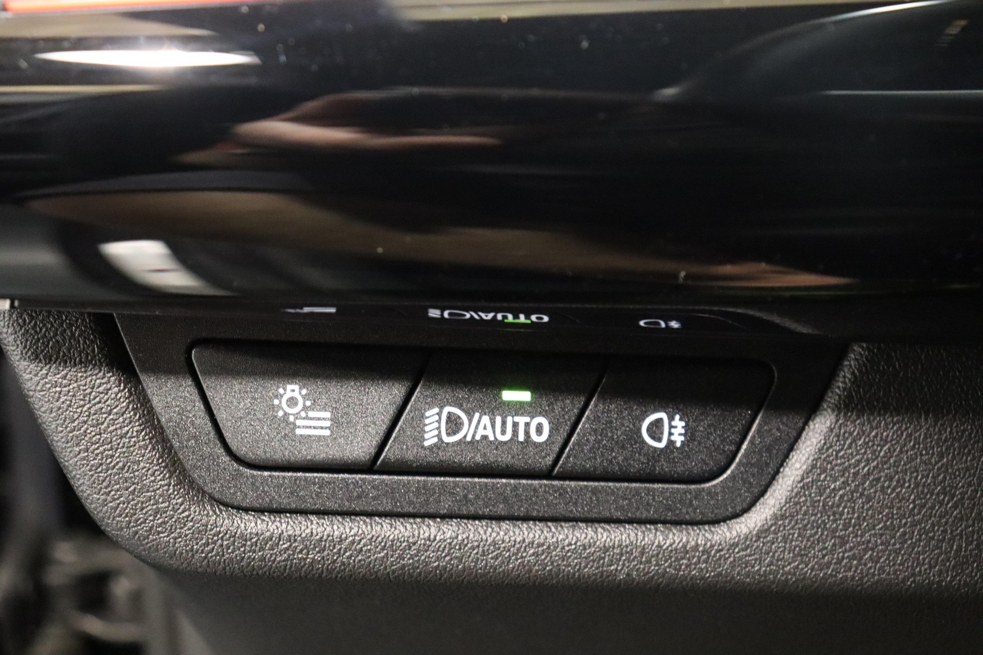 BMW X1 20i sDrive paddles-image-15