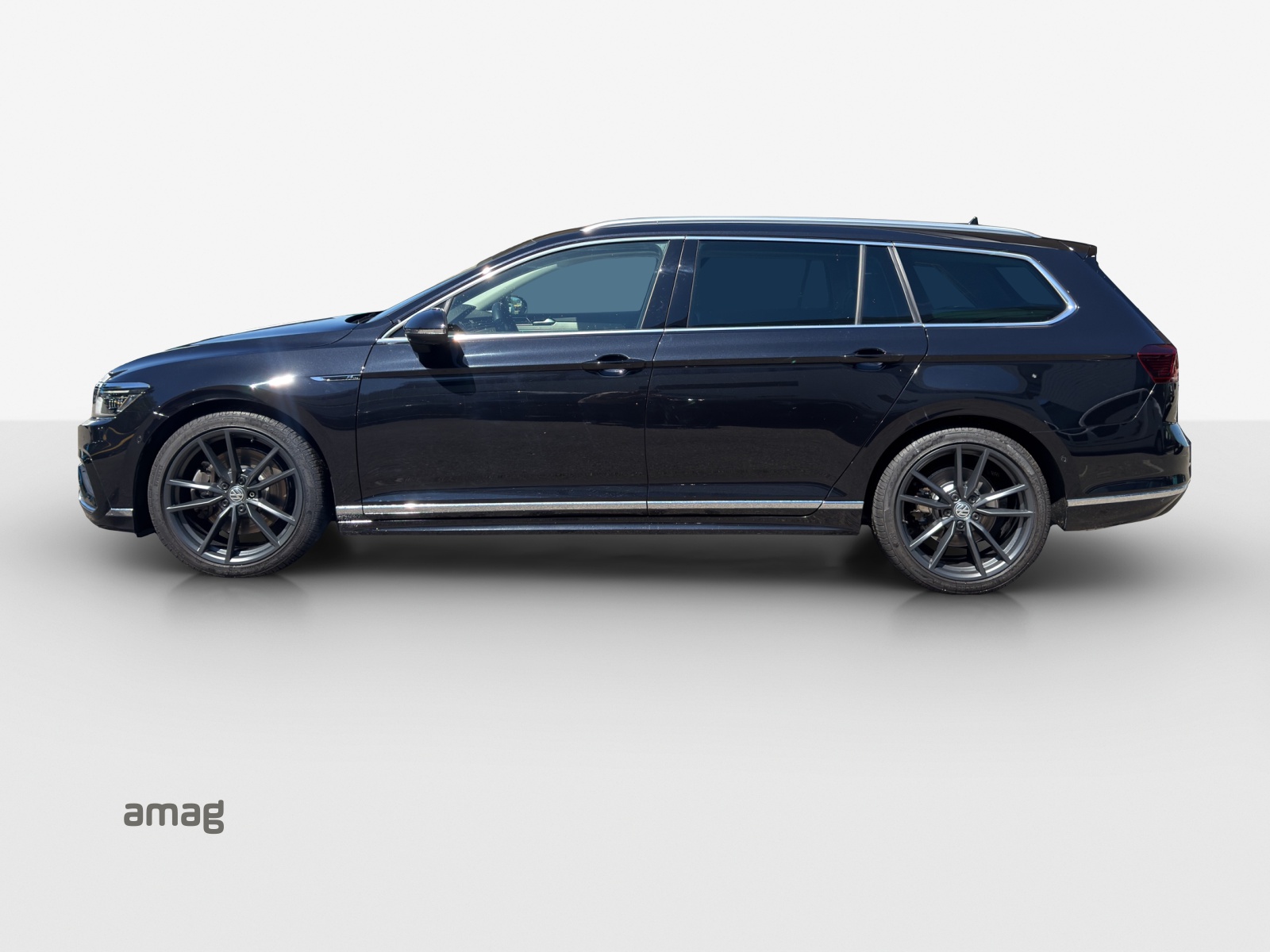 VW Passat Variant 2.0 TSI R-Line Edition 4Motion DSG-showroom-element-1