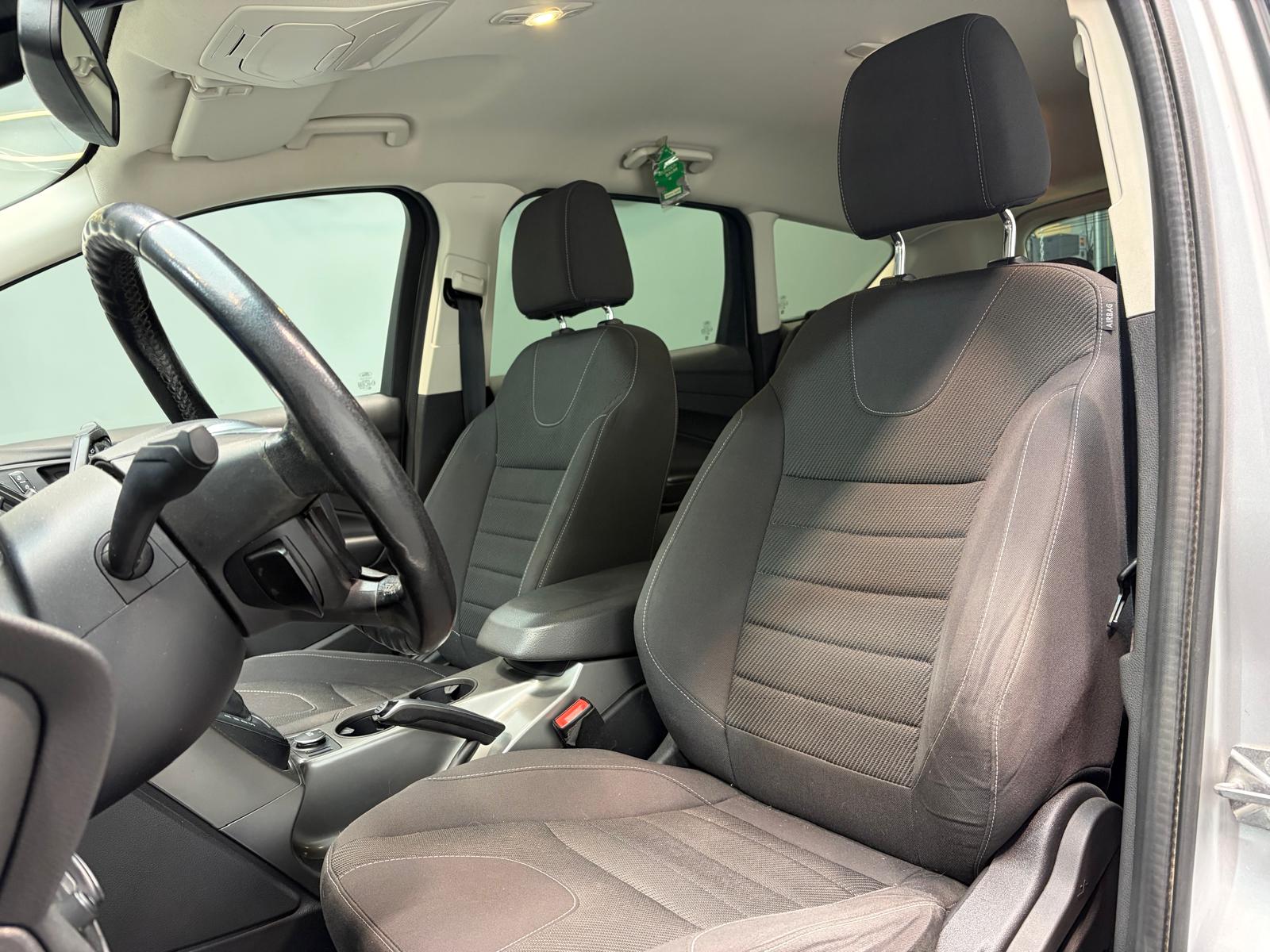 FORD Kuga 2.0 TDCi Titanium 4WD PowerShift - Attelage-image-9