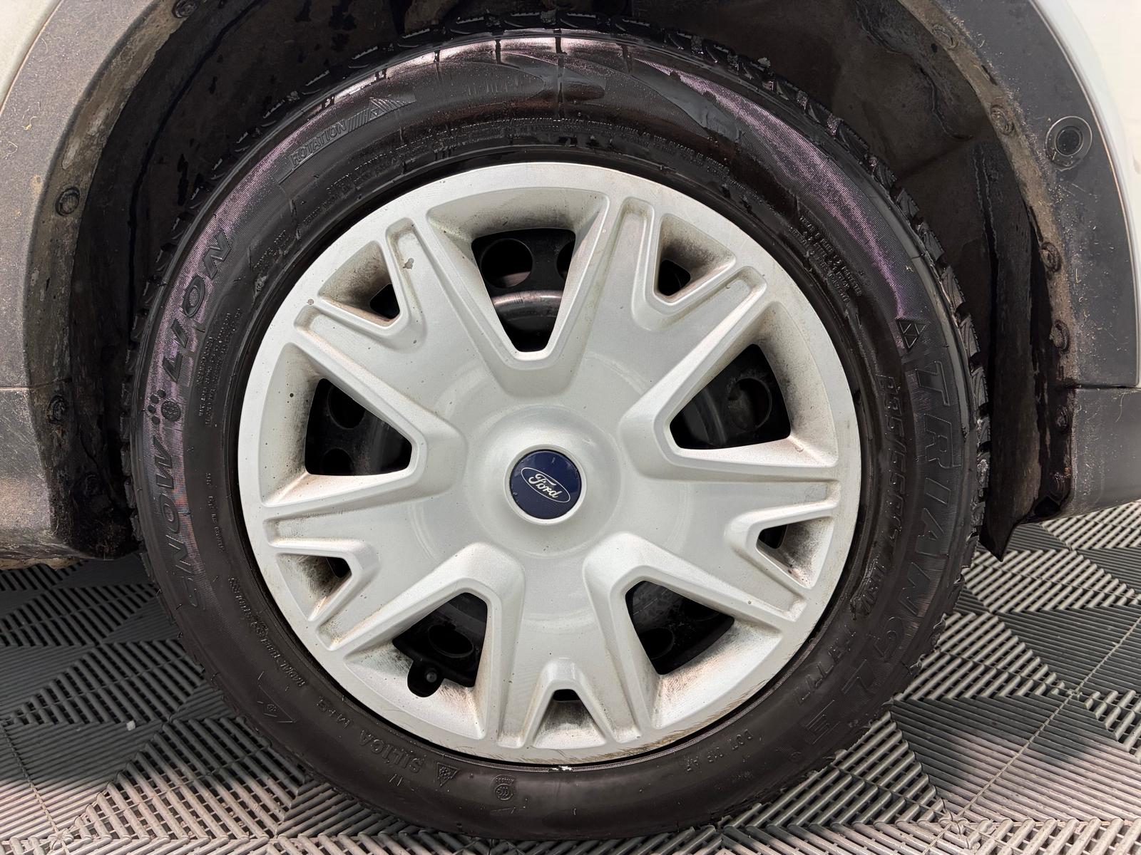 FORD Kuga 2.0 TDCi Titanium 4WD PowerShift - Attelage-image-23