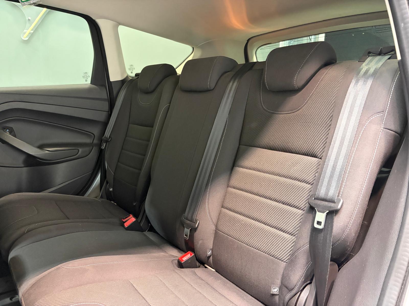 FORD Kuga 2.0 TDCi Titanium 4WD PowerShift - Attelage-image-10