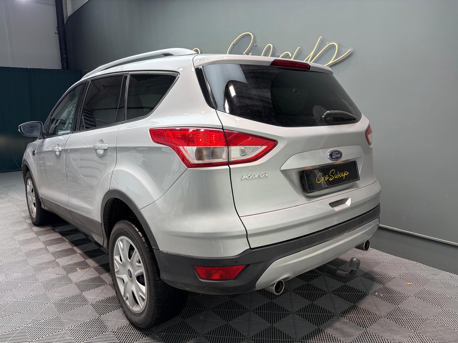 FORD Kuga 2.0 TDCi Titanium 4WD PowerShift - Attelage-image-8