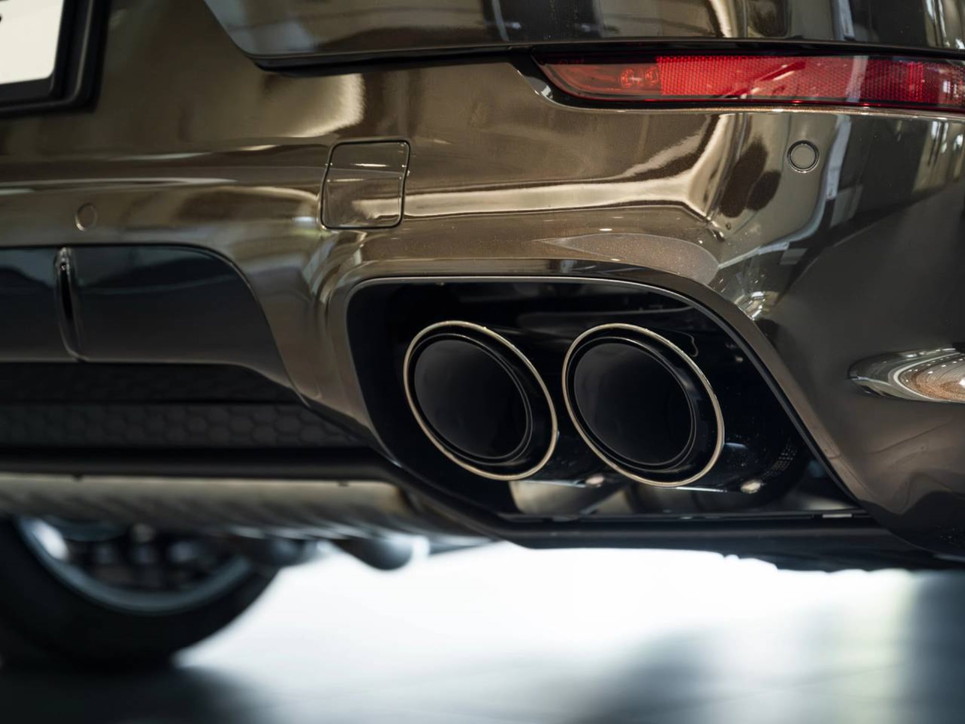 PORSCHE Cayenne GTS Coupé-image-28