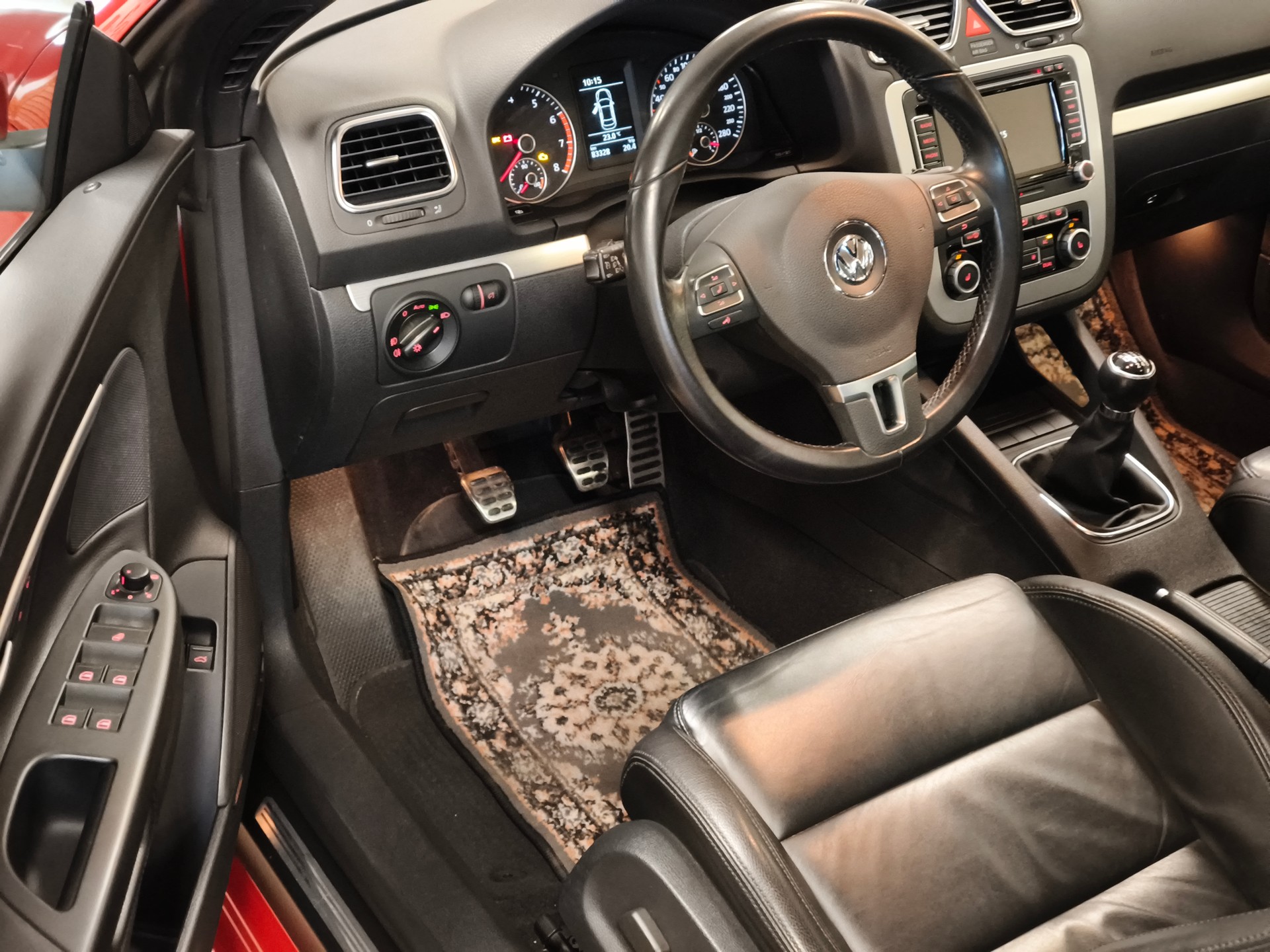 VW Eos 2.0 TSI-image-15