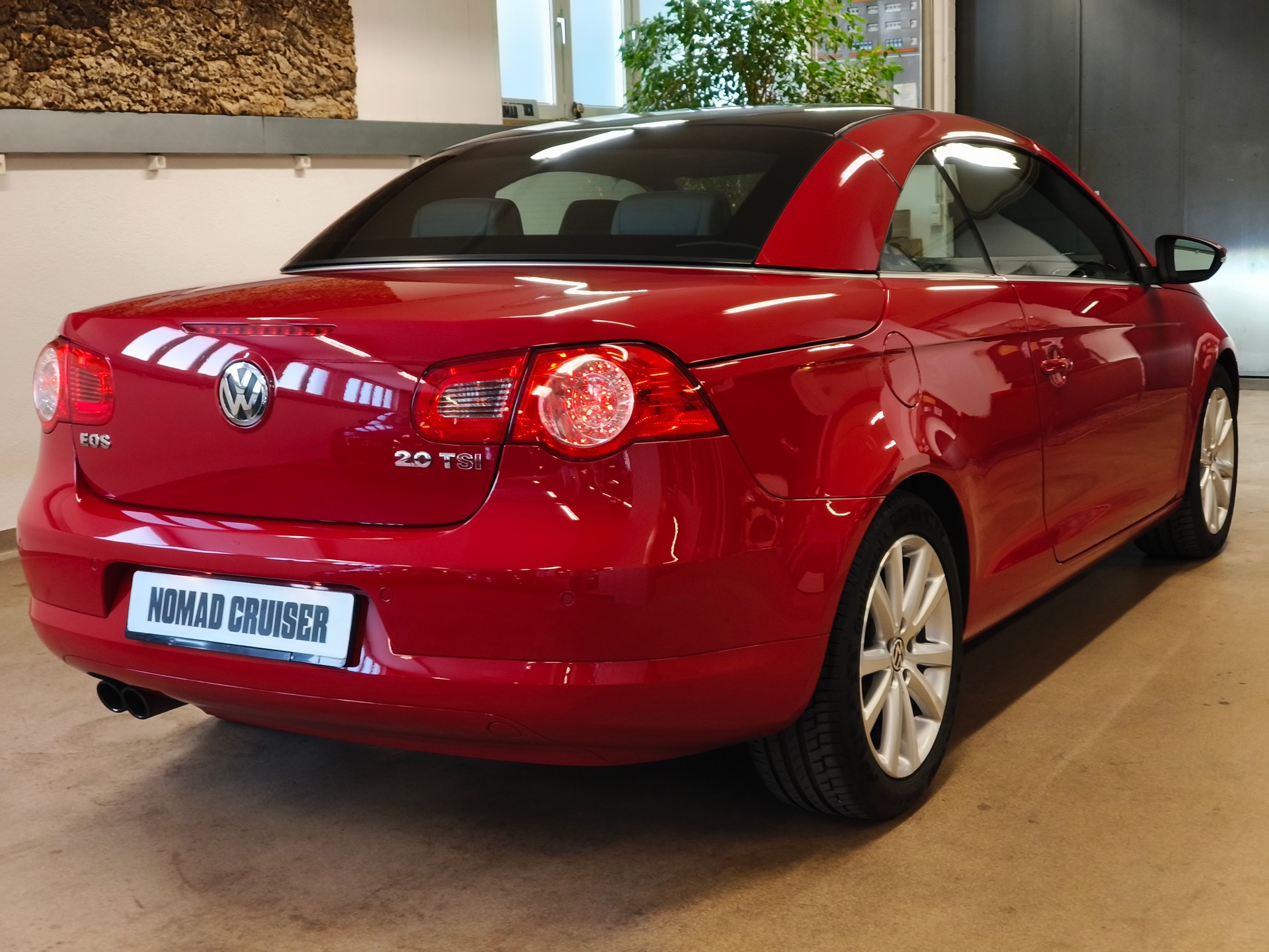 VW Eos 2.0 TSI-image-9