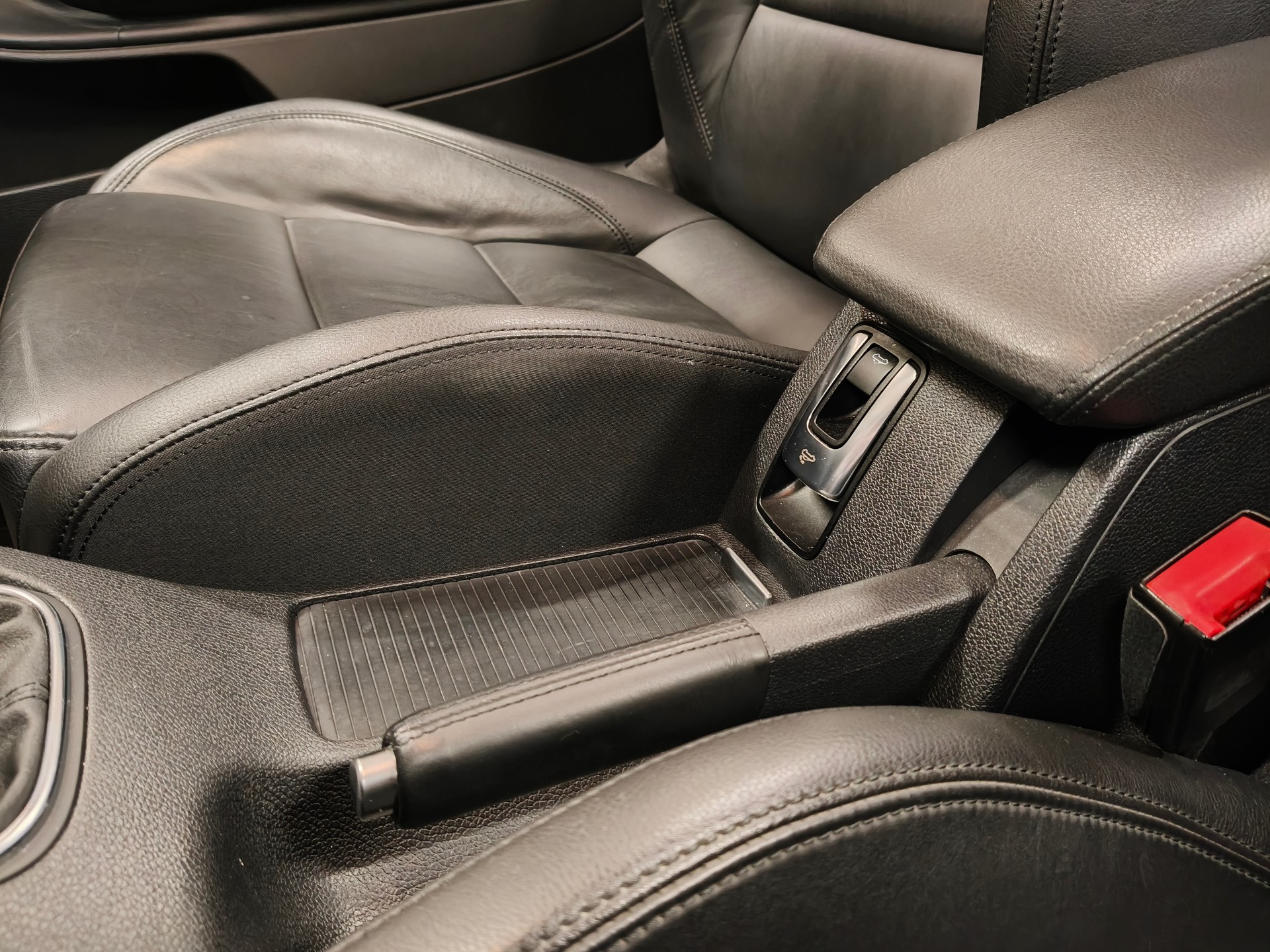 VW Eos 2.0 TSI-image-22