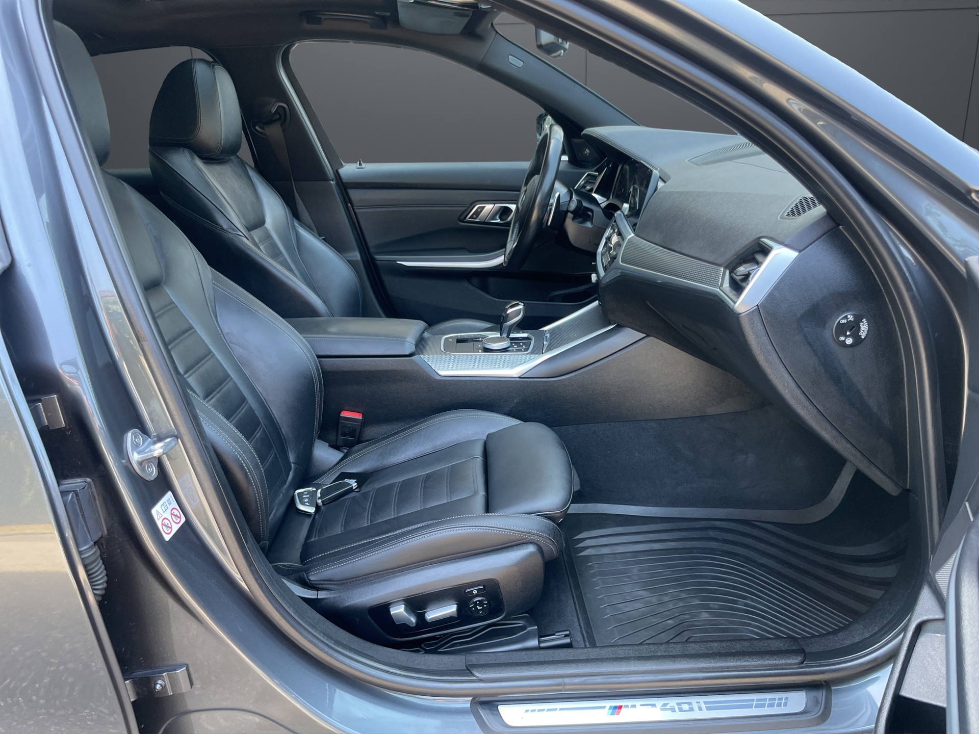 BMW M340i xDrive Steptronic-image-8