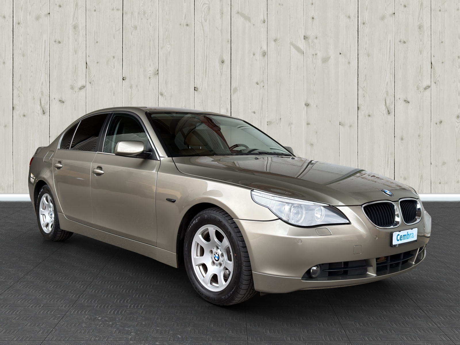 BMW 530i